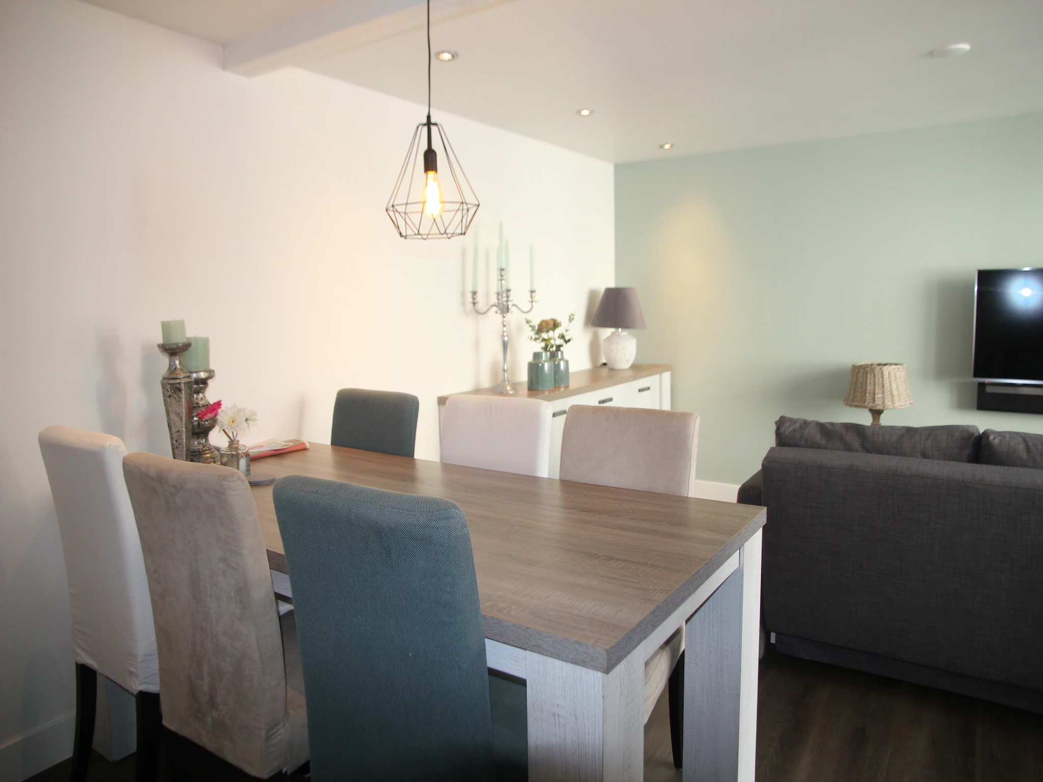 Foto's Modern en compleet gerenoveerd appartement op loopafstand van het strand - Belvilla by Oyo