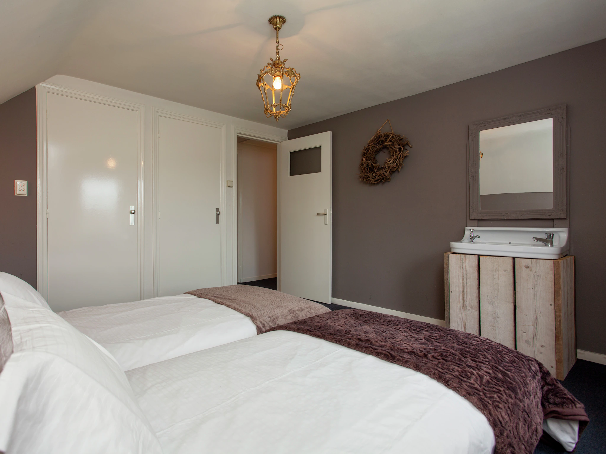 Foto's Smaakvolle vakantiewoning in Leende met terras - Belvilla by Oyo
