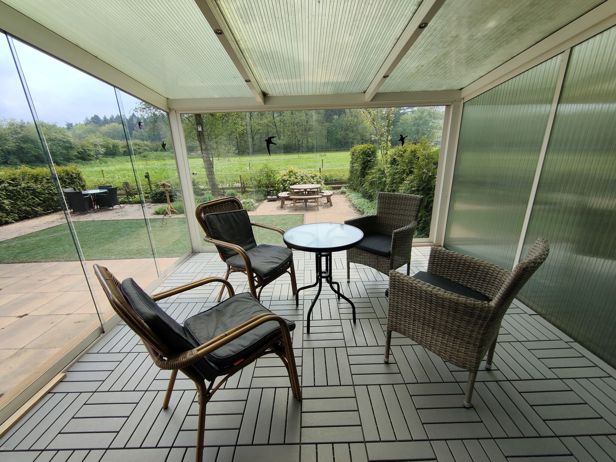 Foto's Ruim chalet met tuin in Garderen - Belvilla by Oyo
