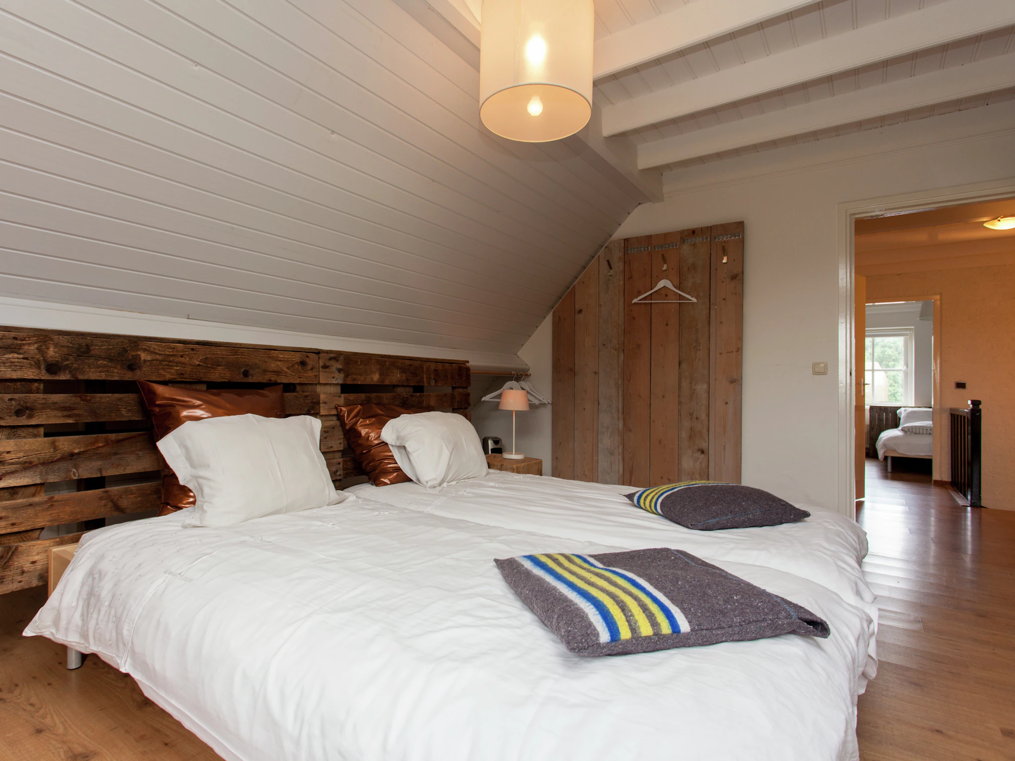 Foto's Mooie vakantiewoning in Leende met omheinde tuin - Belvilla by Oyo