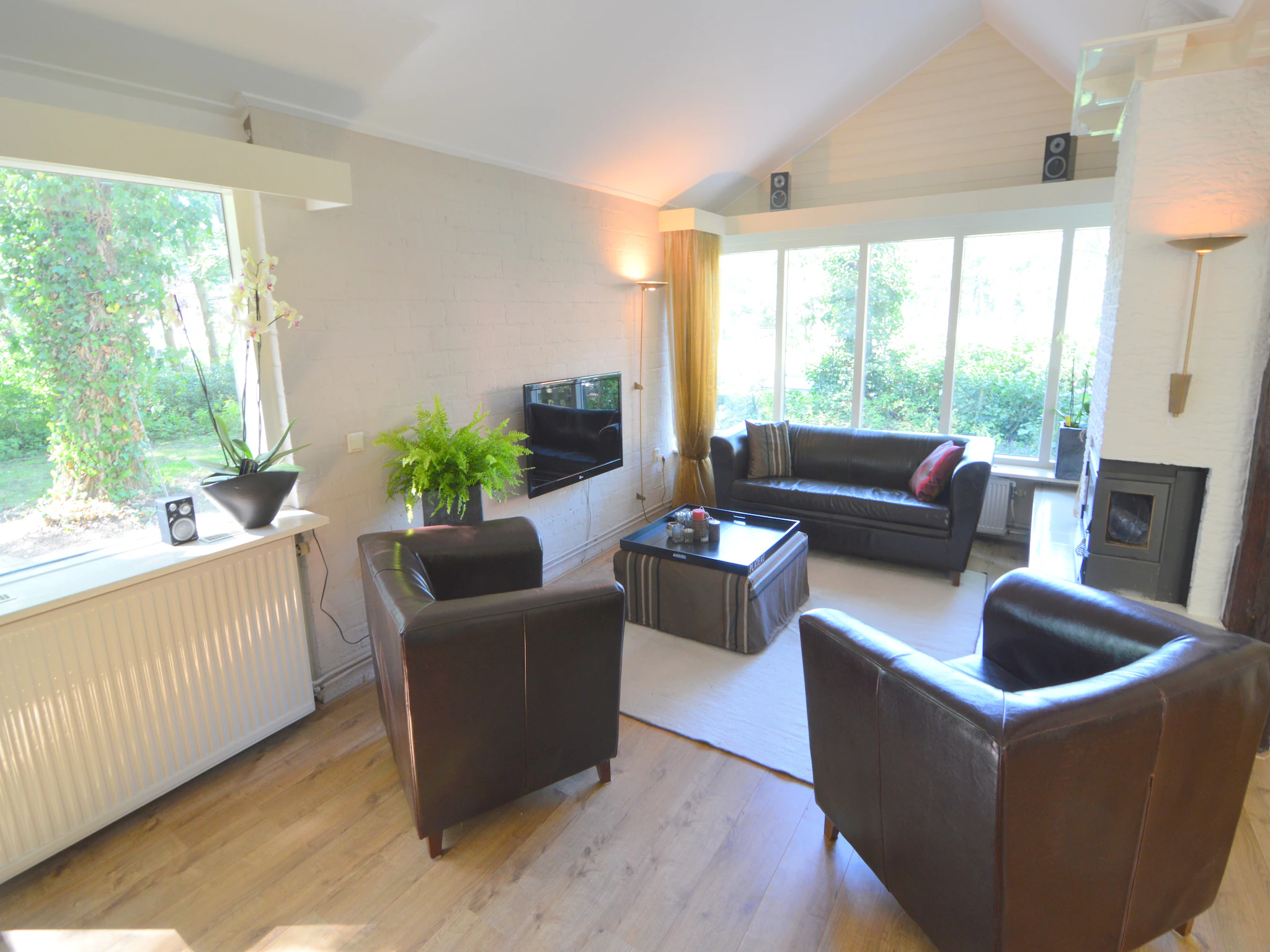 Foto's Vrijstaande villa in Haaksbergen met open haard - Belvilla by Oyo