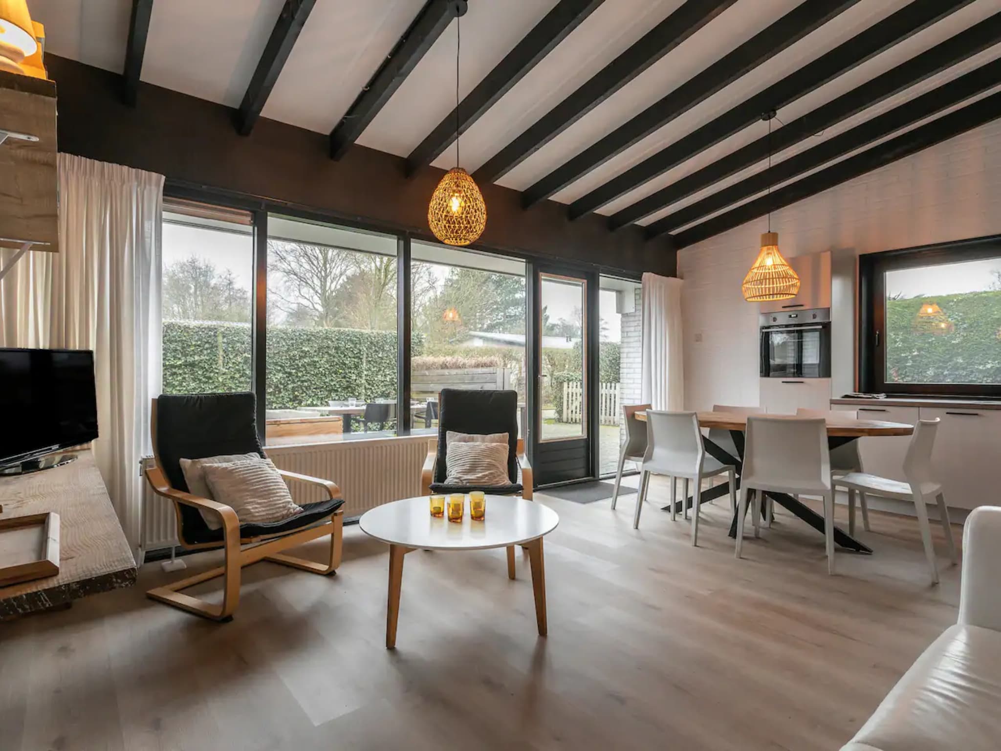 Foto's Vakantiewoning aan het Veerse Meer 6-8 personen - Belvilla by Oyo