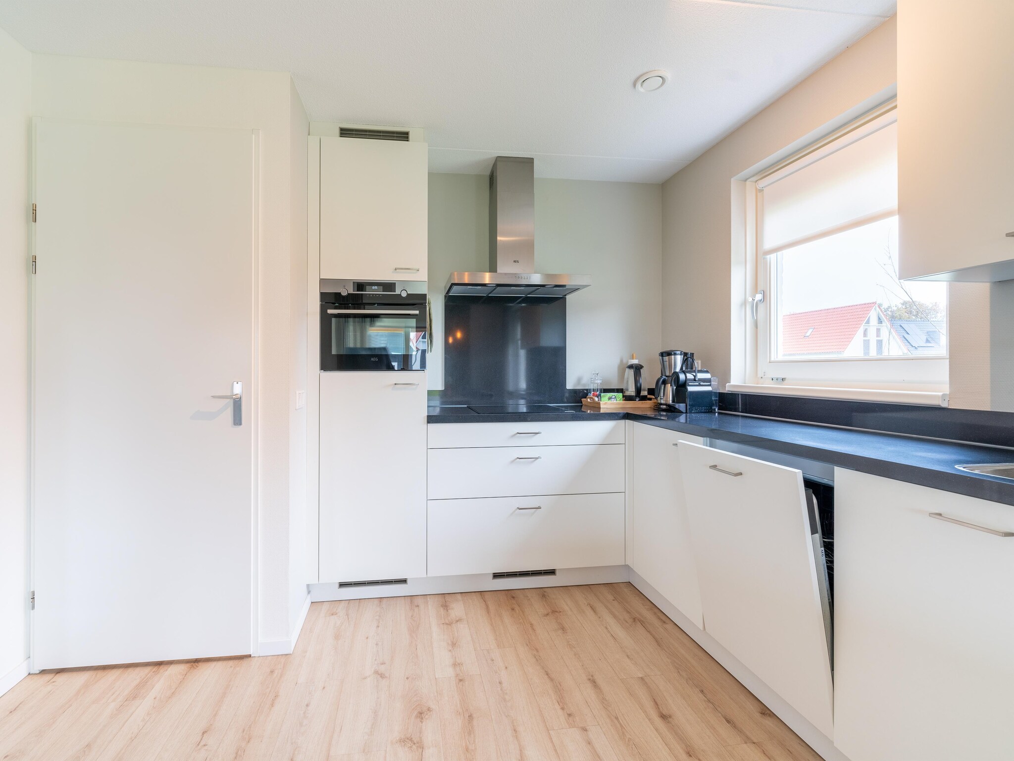 Foto's Moderne vakantiewoning in Scherpenisse met tuin - Belvilla by Oyo