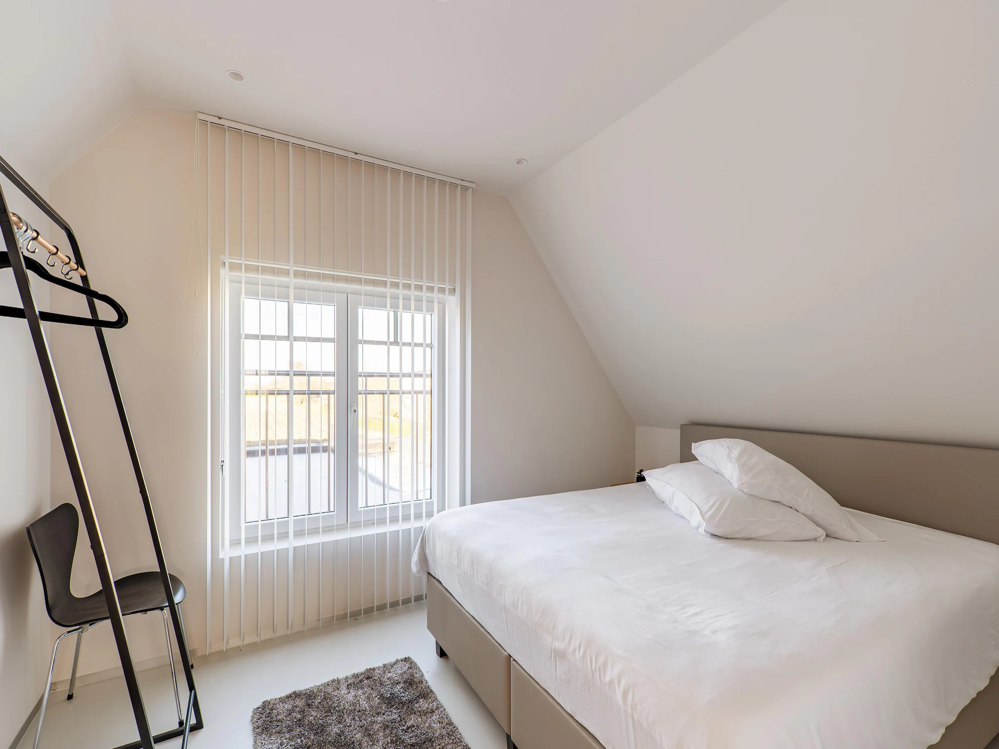Foto's Modern vakantiehuis met tuin - Belvilla by Oyo