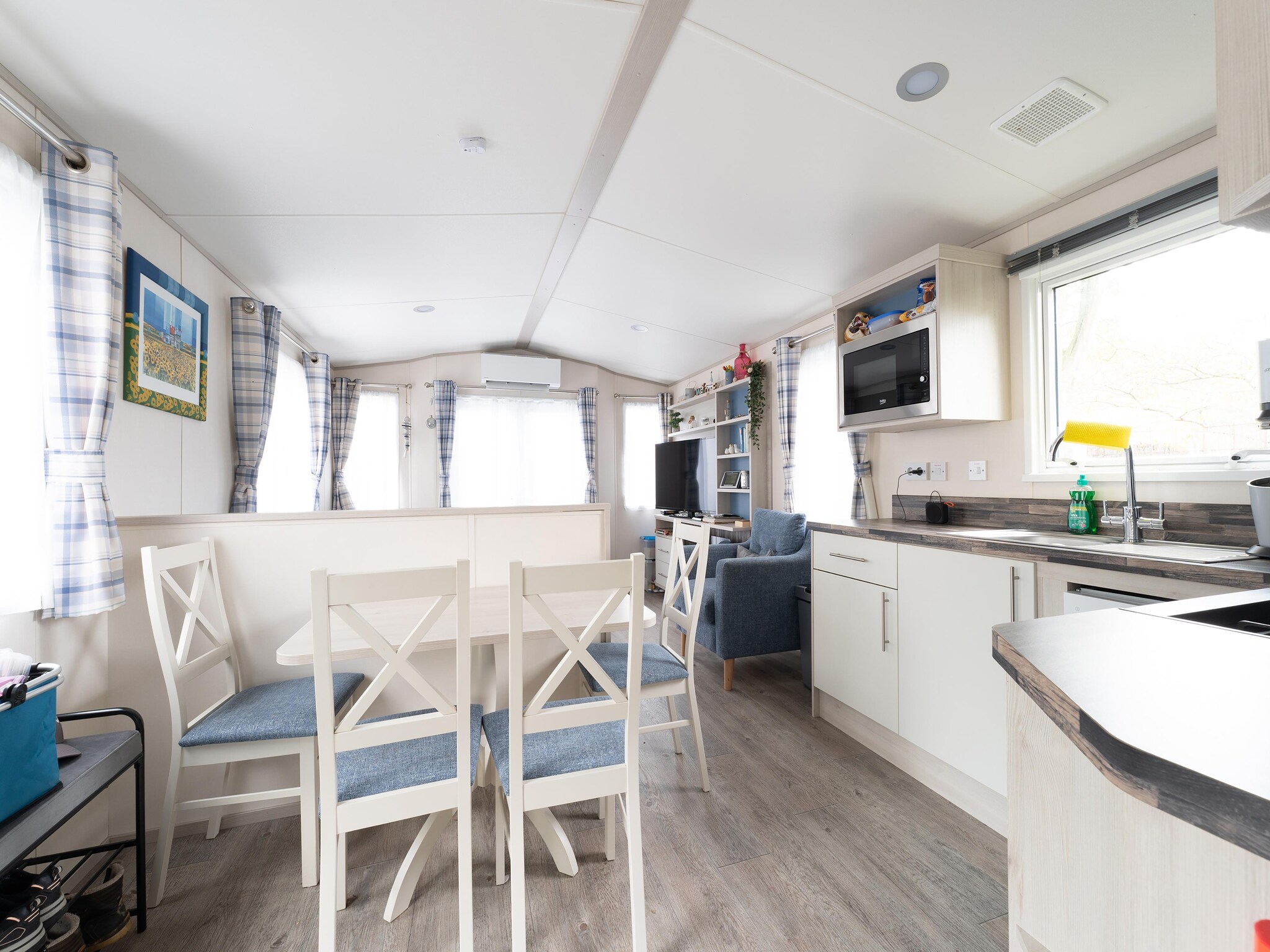 Foto's Comfortabel chalet met terras en tuin in Renesse - Belvilla by Oyo
