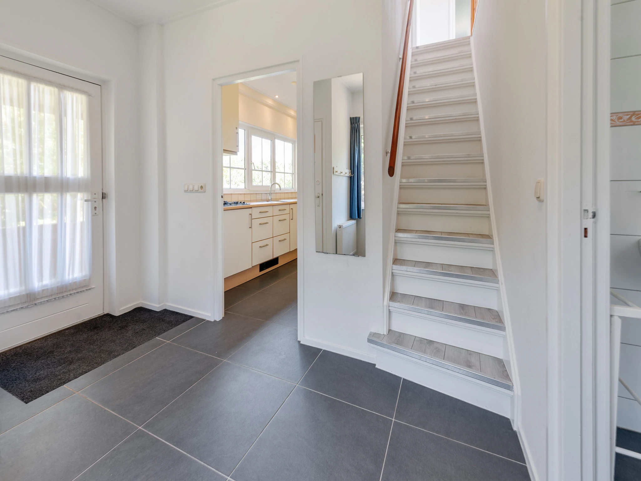 Foto's Prachtige duinvilla met rieten dak - Belvilla by Oyo