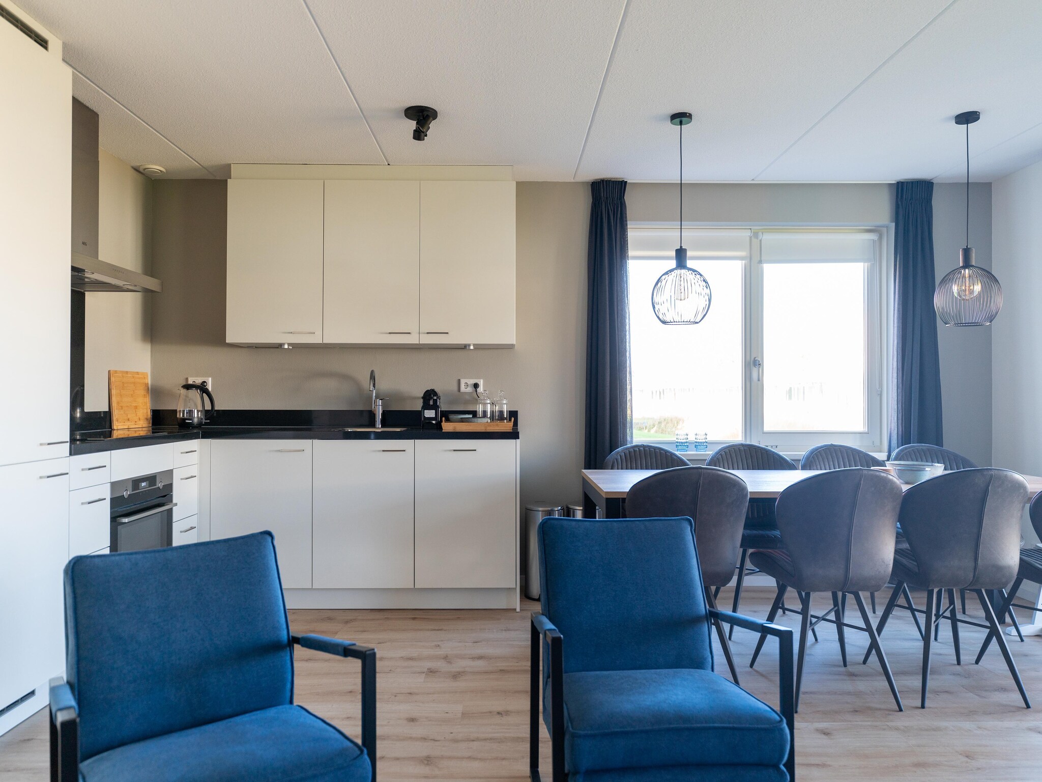 Foto's Mooi vakantiehuis in Scherpenisse met charmant terras - Belvilla by Oyo