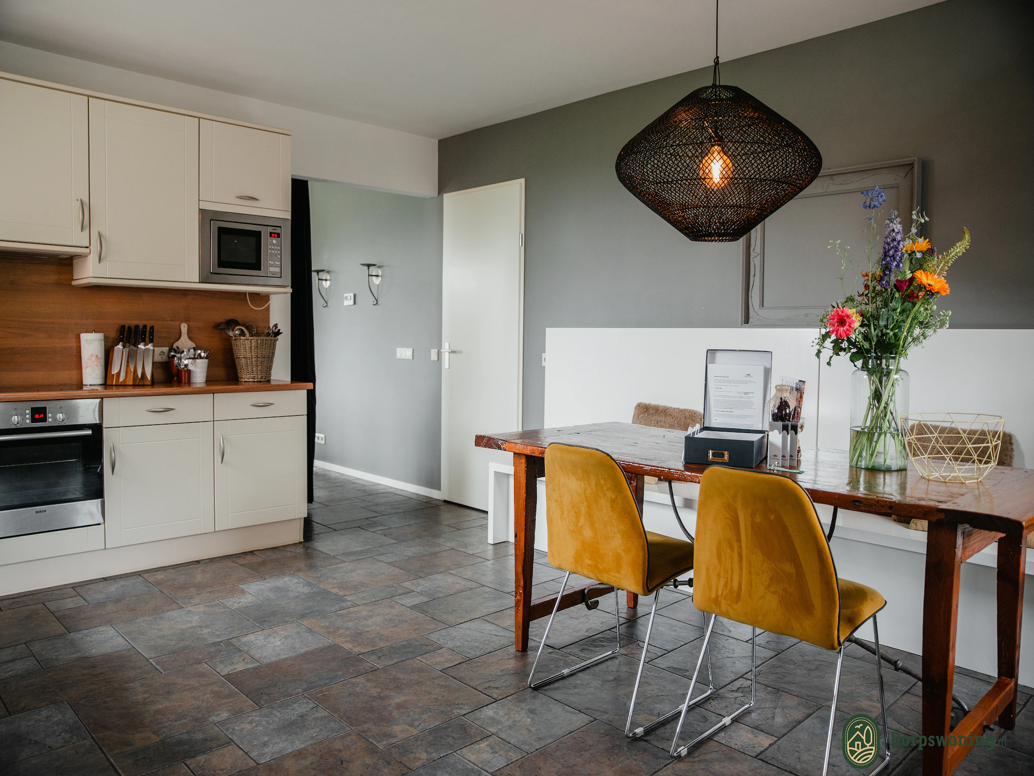 Foto's Stijlvolle vakantiewoning in Leende met terras - Belvilla by Oyo