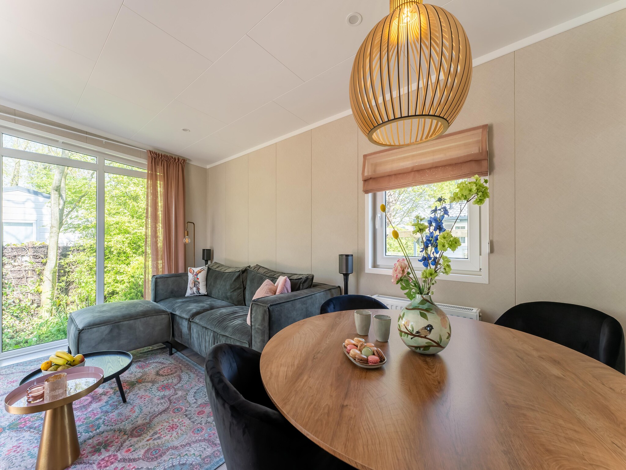 Foto's Luxe chalet bij Ouddorp met tuin - Belvilla by Oyo