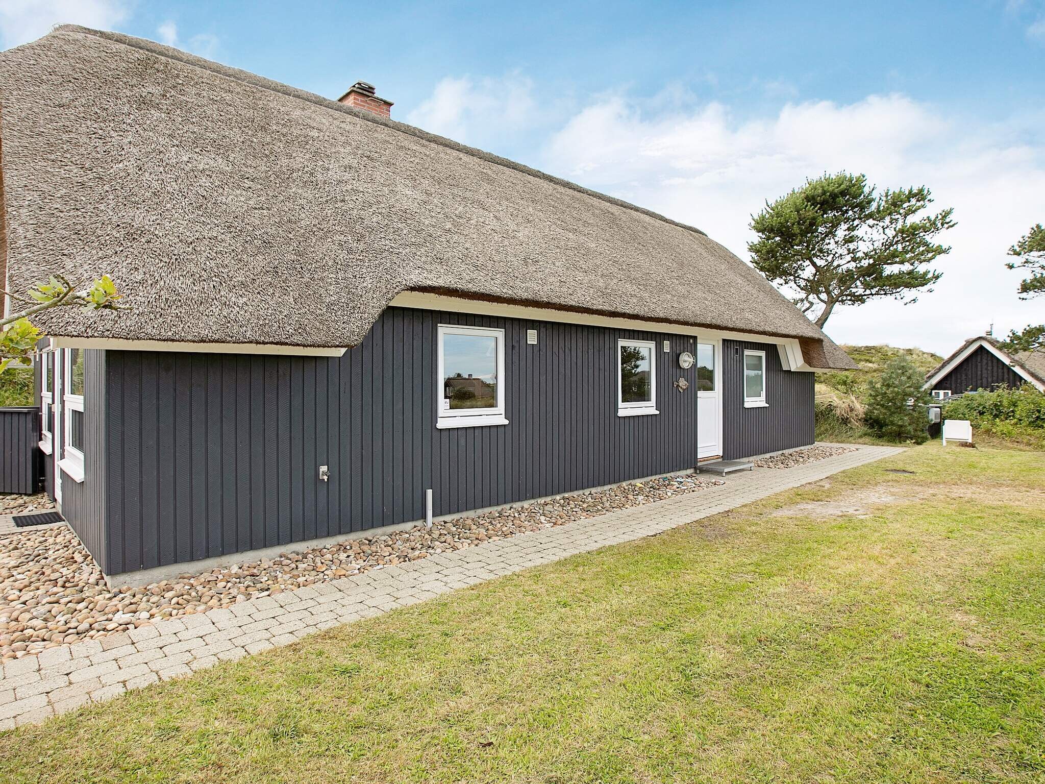 Images 8 person feriebolig i Henne- Dancenter