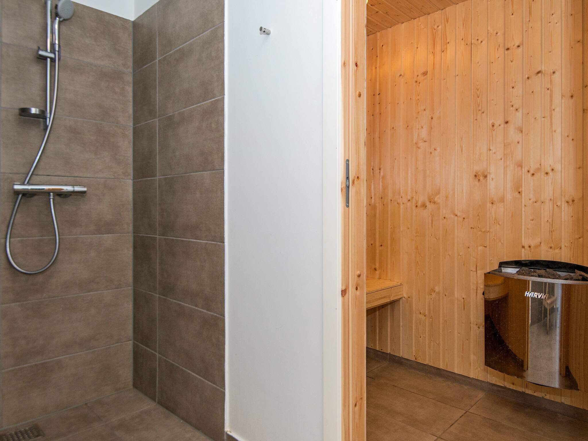 Images 16 person feriebolig i Glesborg- Dancenter