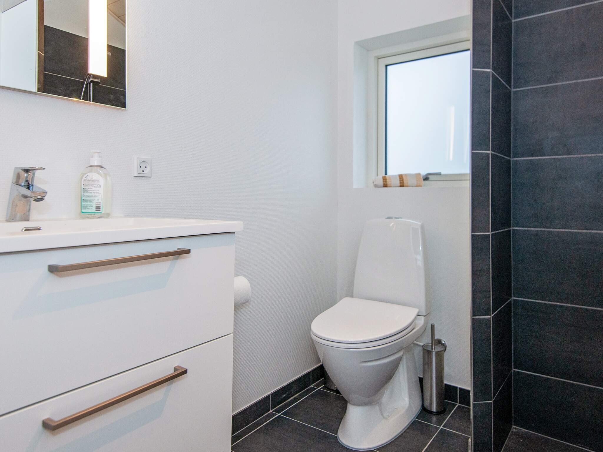 Images 8 person feriebolig i Henne- Dancenter