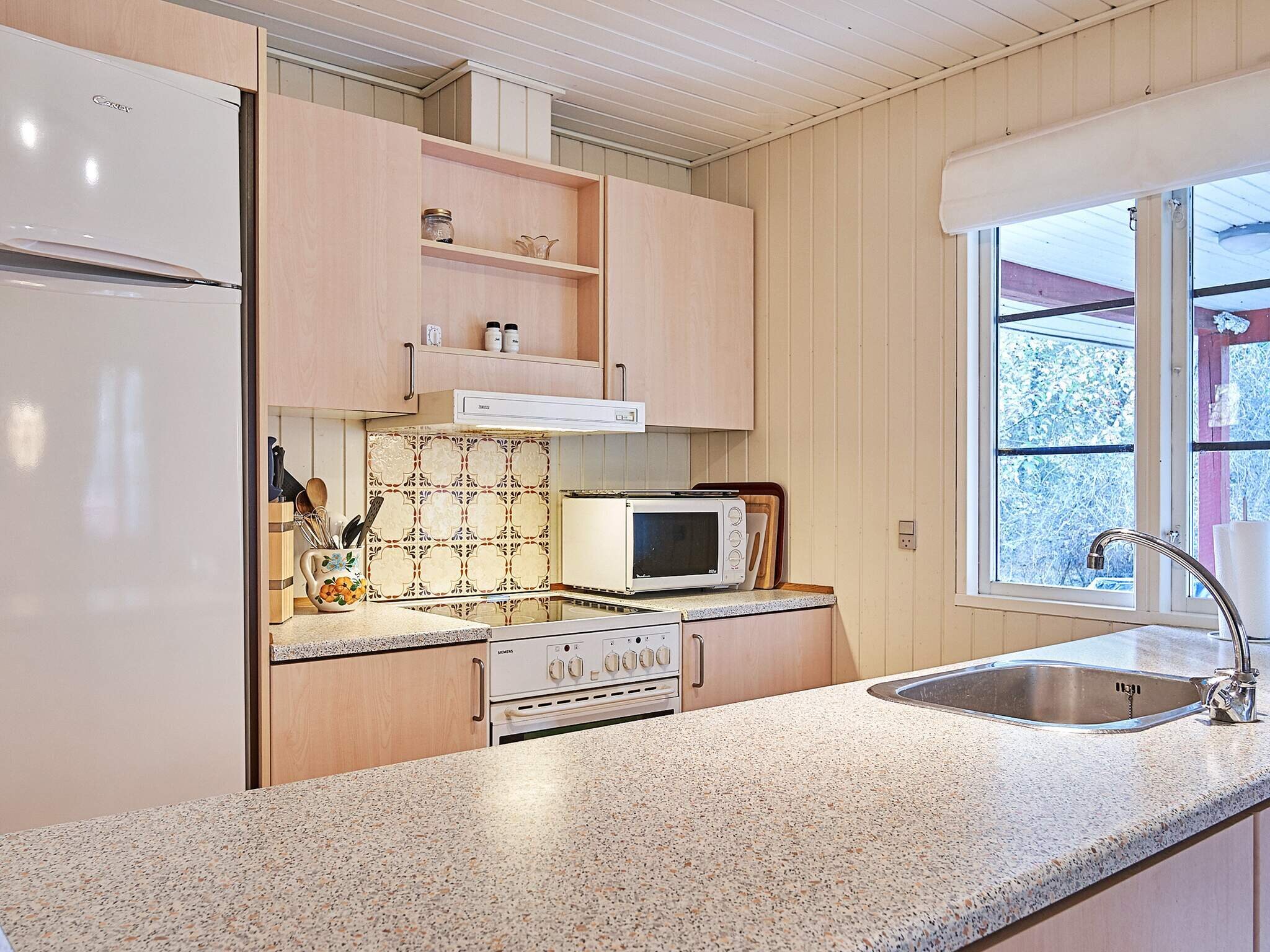 Images 6 person feriebolig i Aakirkeby- Dancenter