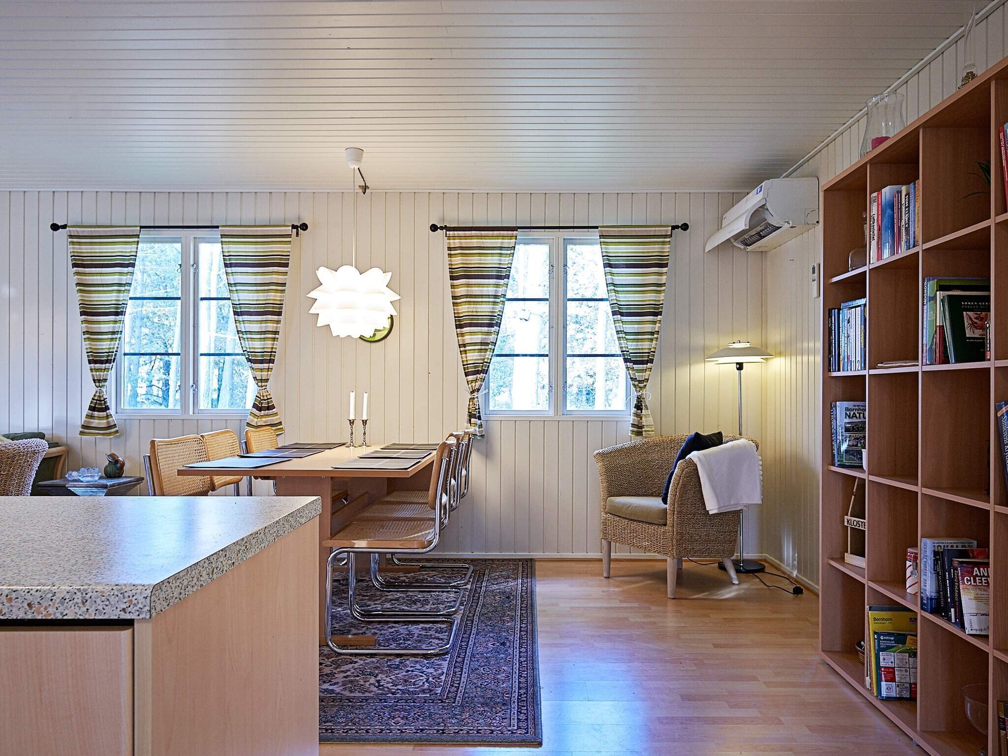 Images 6 person feriebolig i Aakirkeby- Dancenter