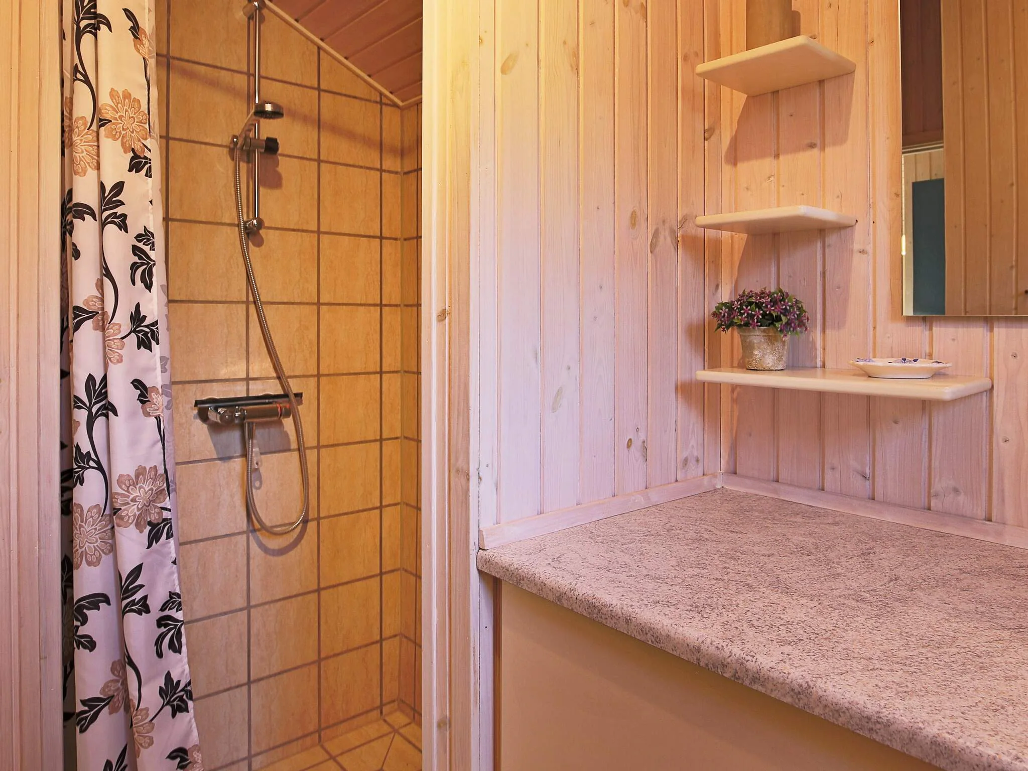 Images 6 person feriebolig i FrederiksvÃ¦rk- Dancenter