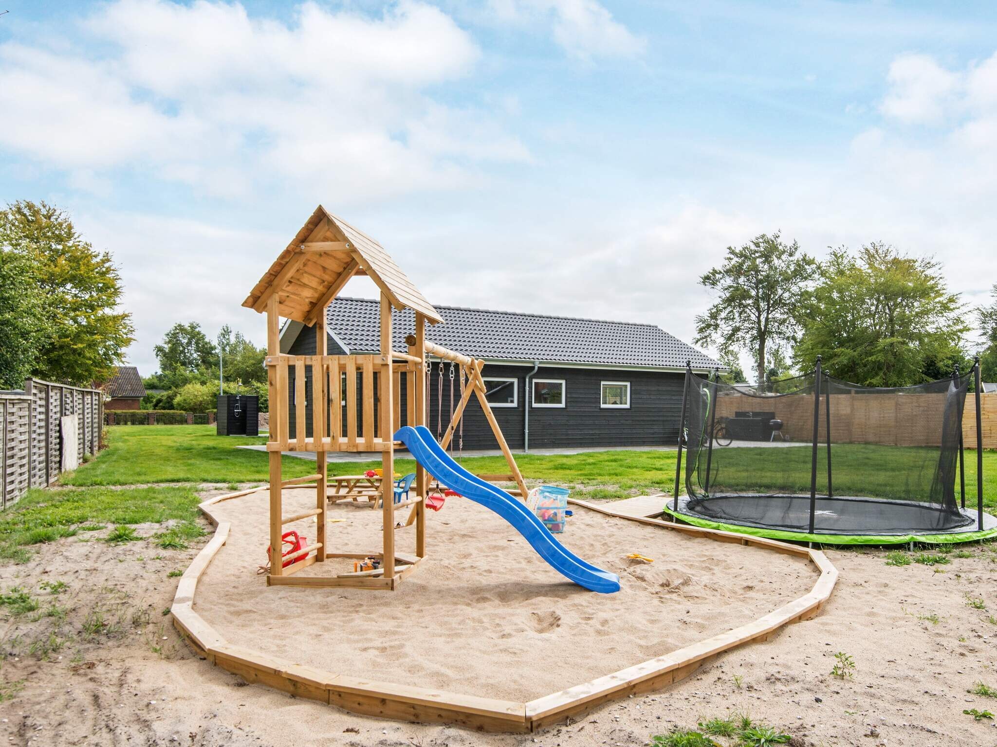 Images 16 person feriebolig i Glesborg- Dancenter