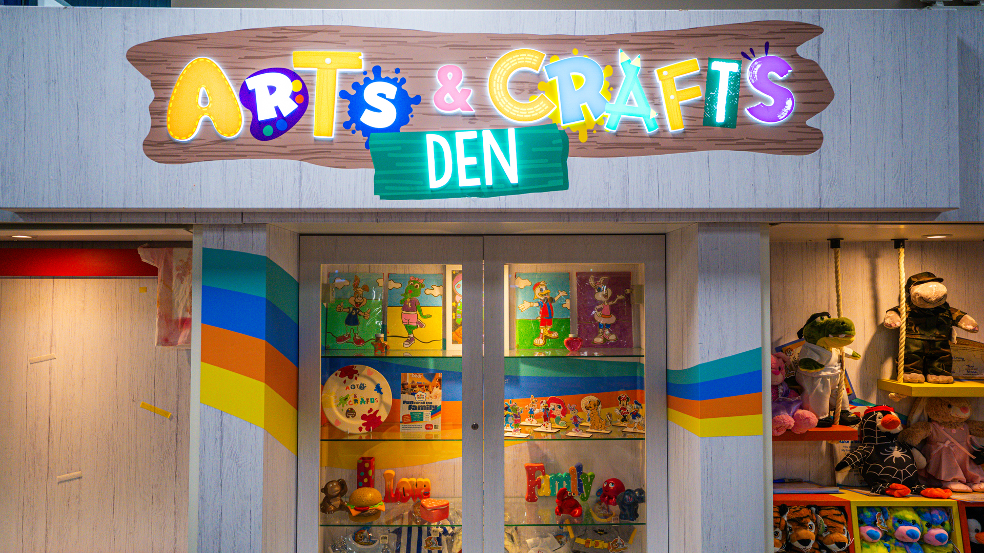 Arts and Crafts Den at Highfield Grange Holiday Park
