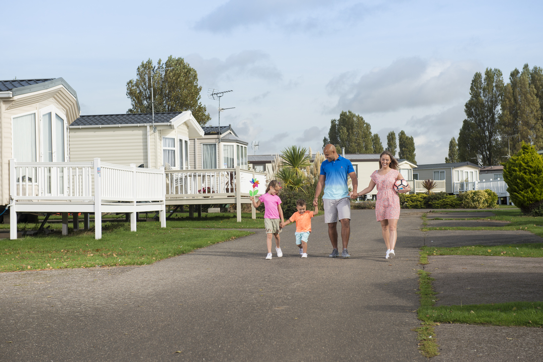 Images Parkdean Resorts Coopers Beach Holiday Park, Essex