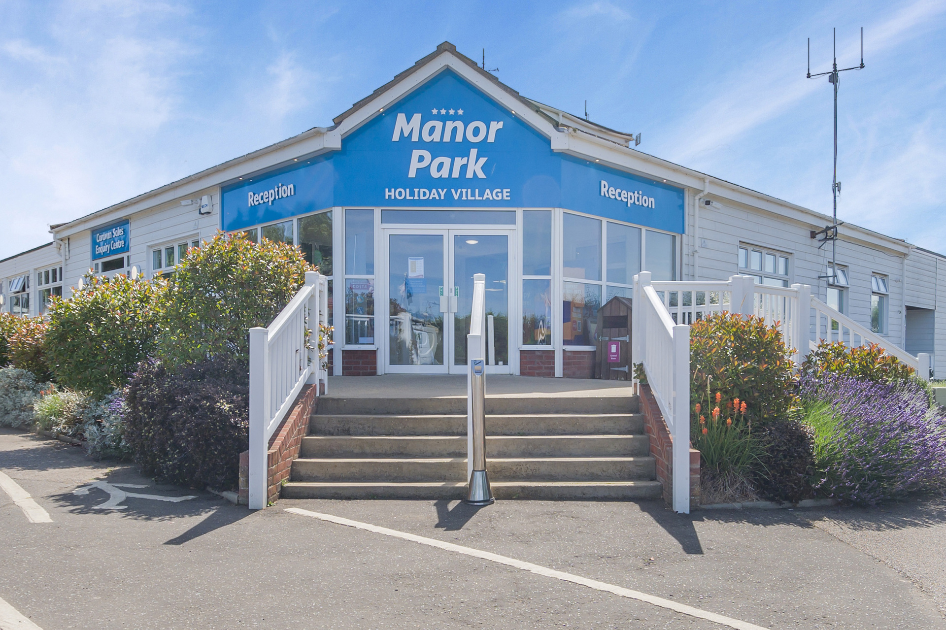 Images Parkdean Resorts Manor Park Holiday Park, Norfolk