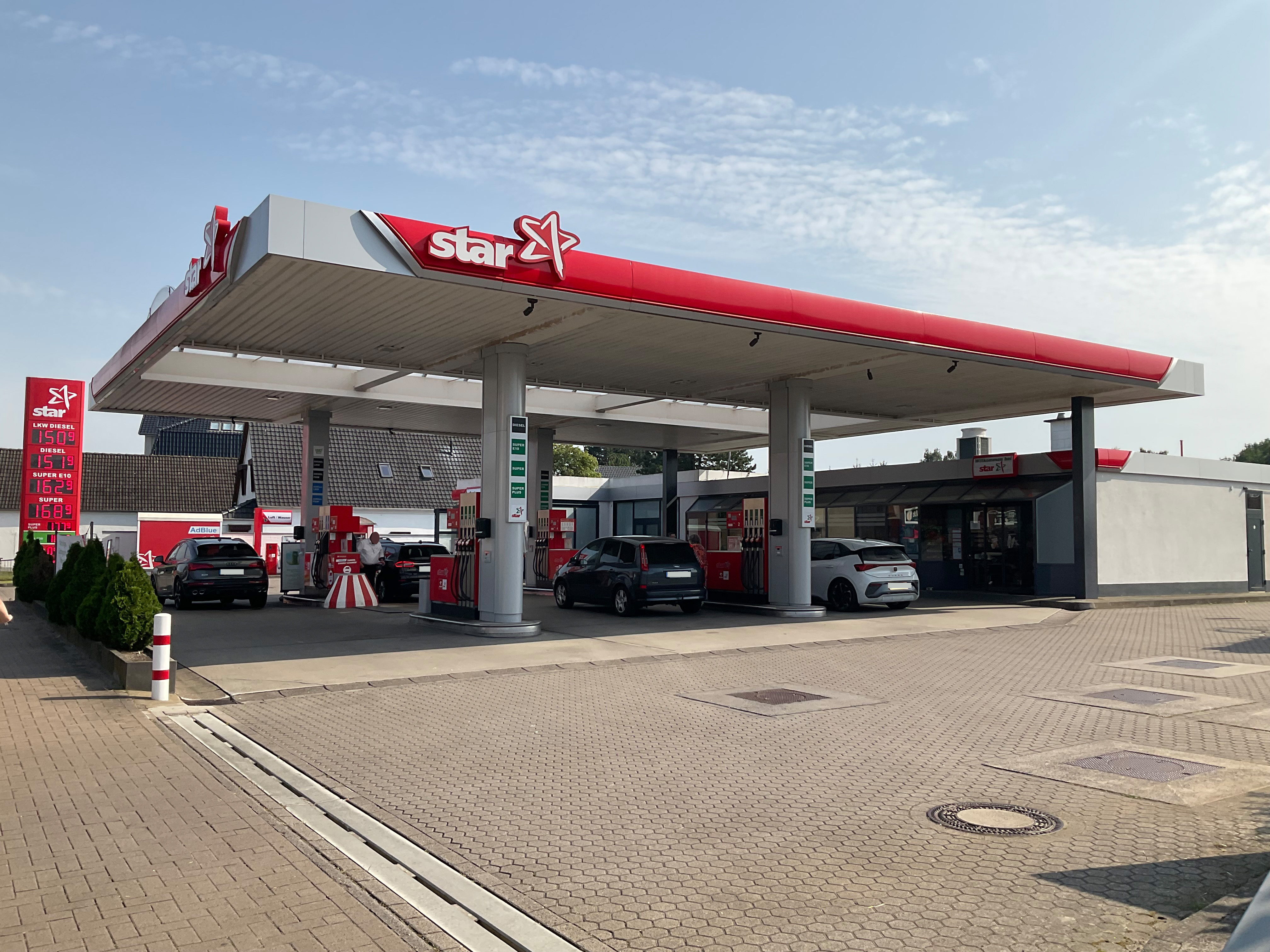 Bild 1 star Tankstelle in Achim