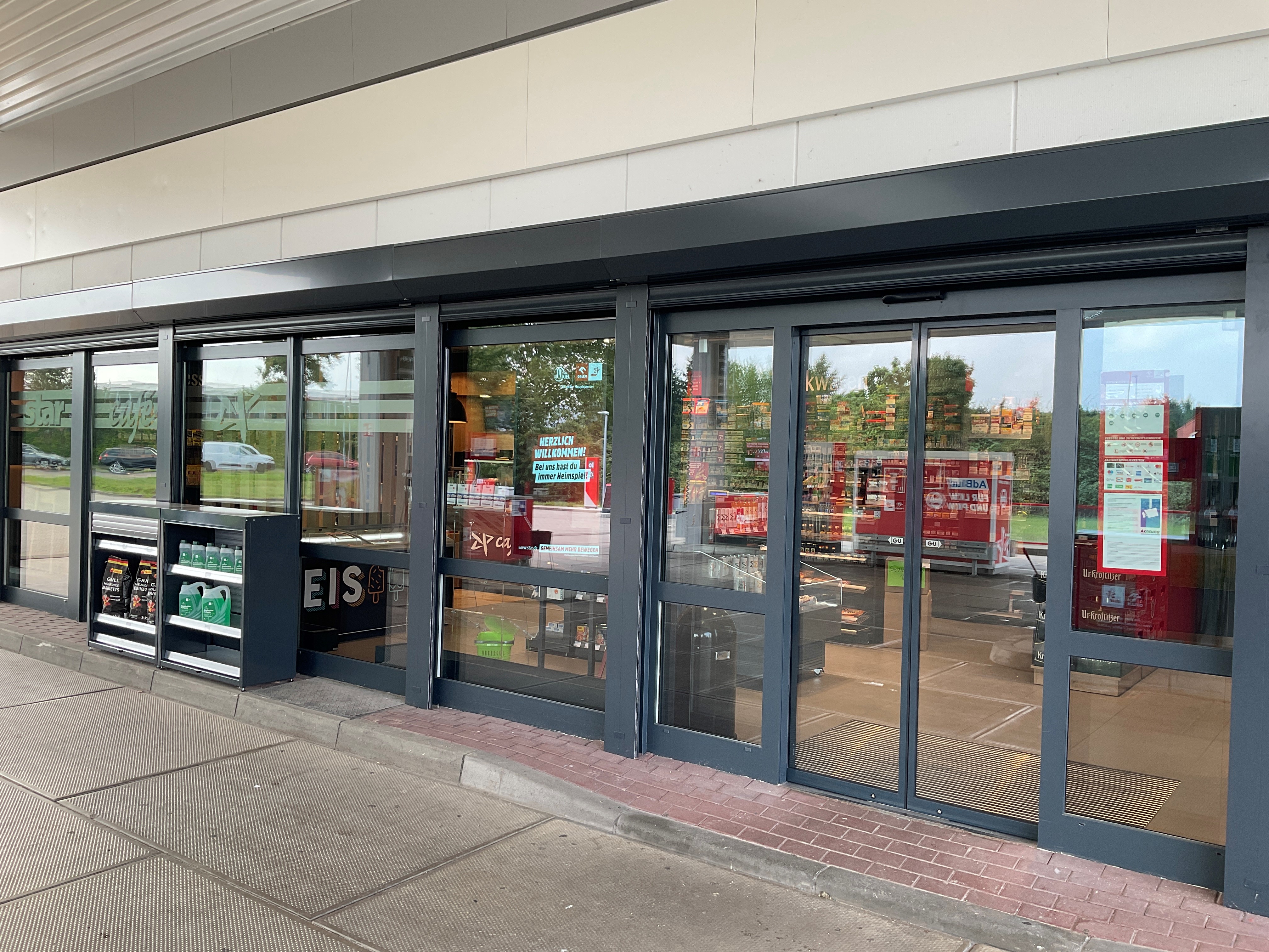 Bild 8 star Tankstelle in Dessau