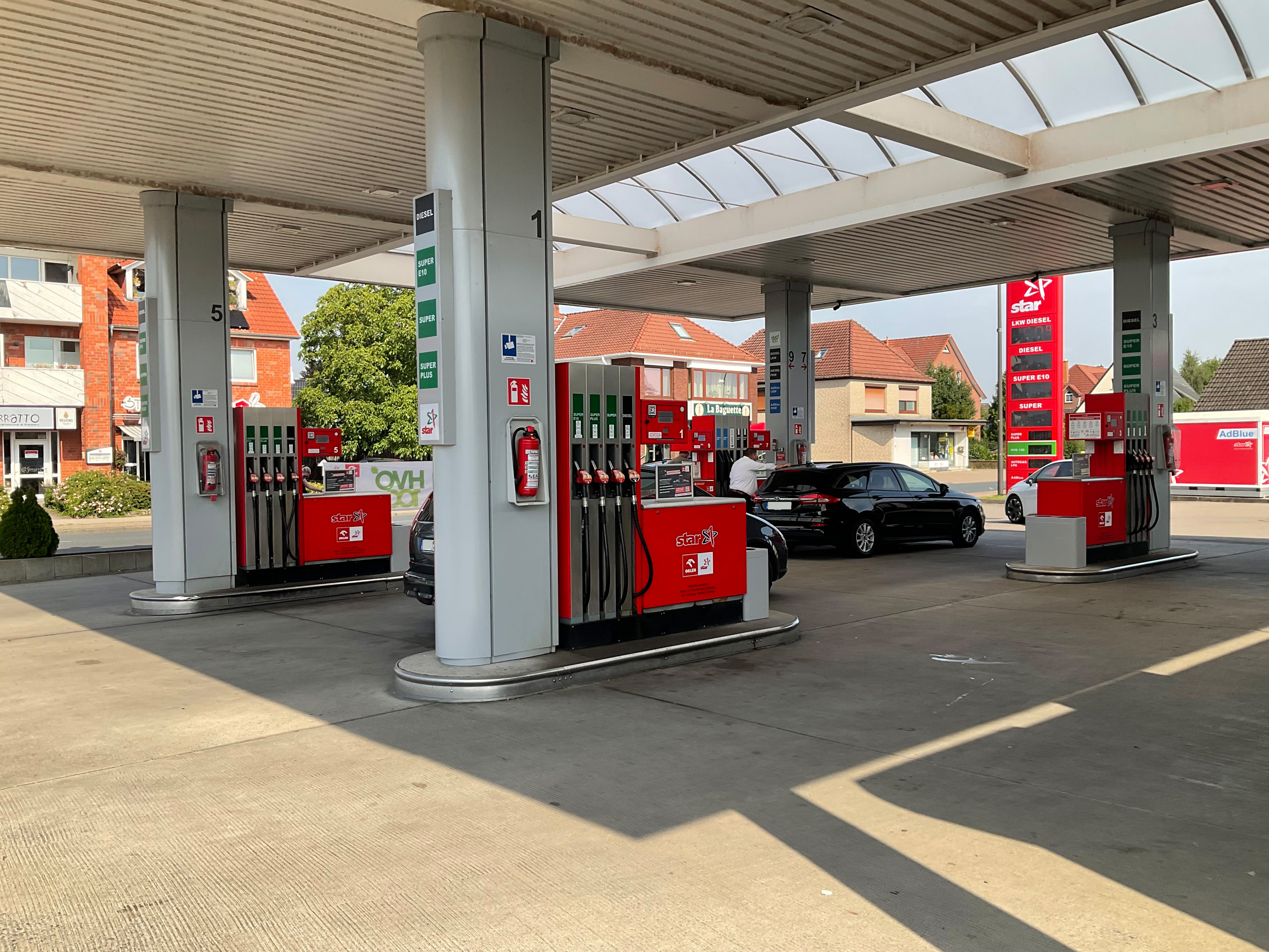 Bild 2 star Tankstelle in Achim