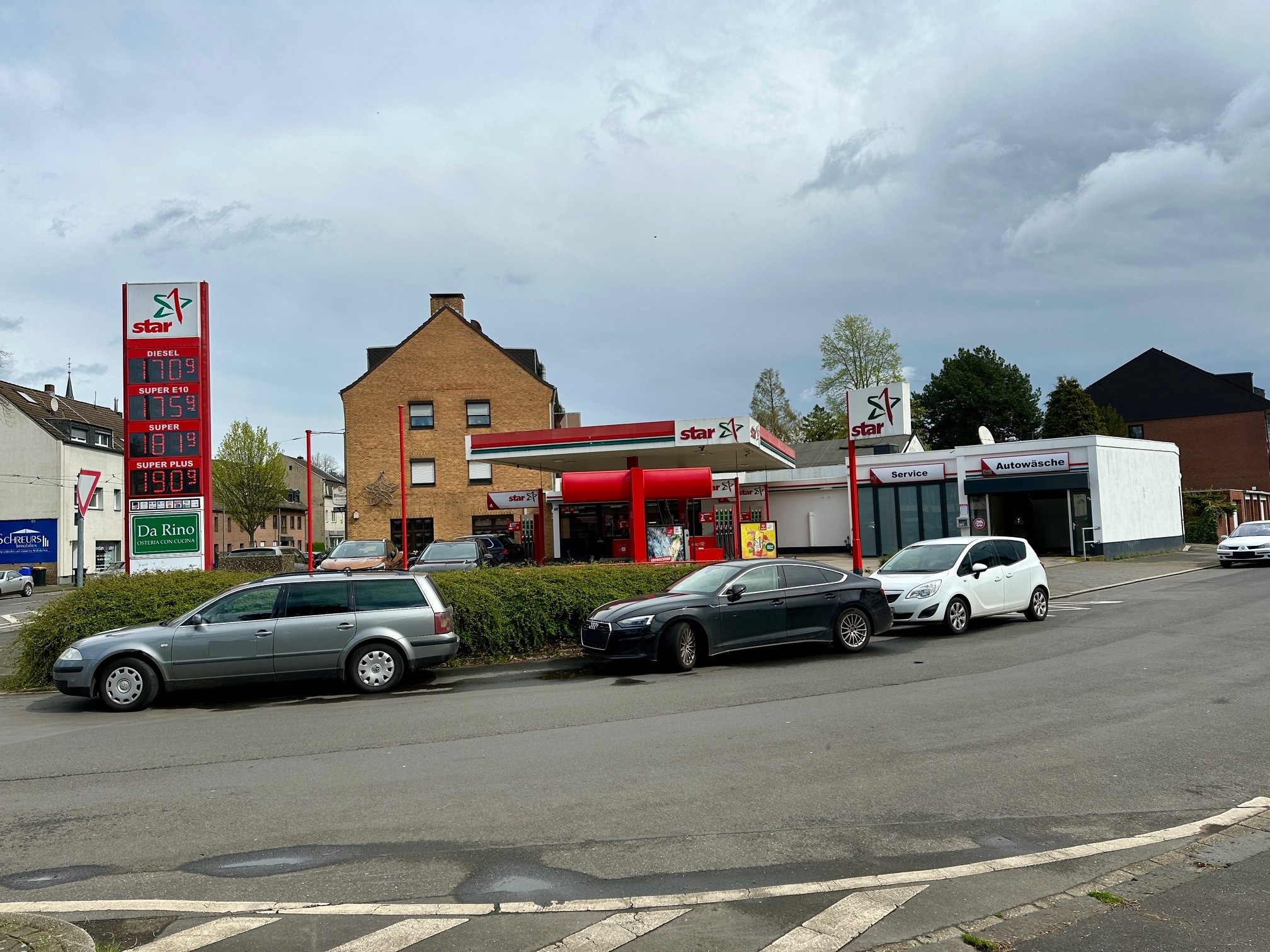 Bild 2 star Tankstelle in Krefeld