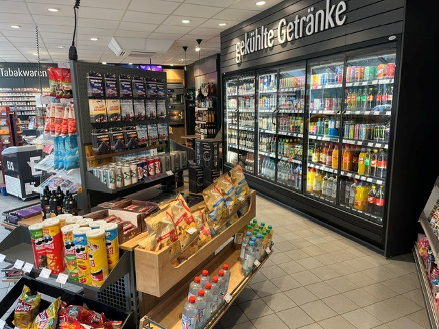 Kundenbild groß 6 star Tankstelle