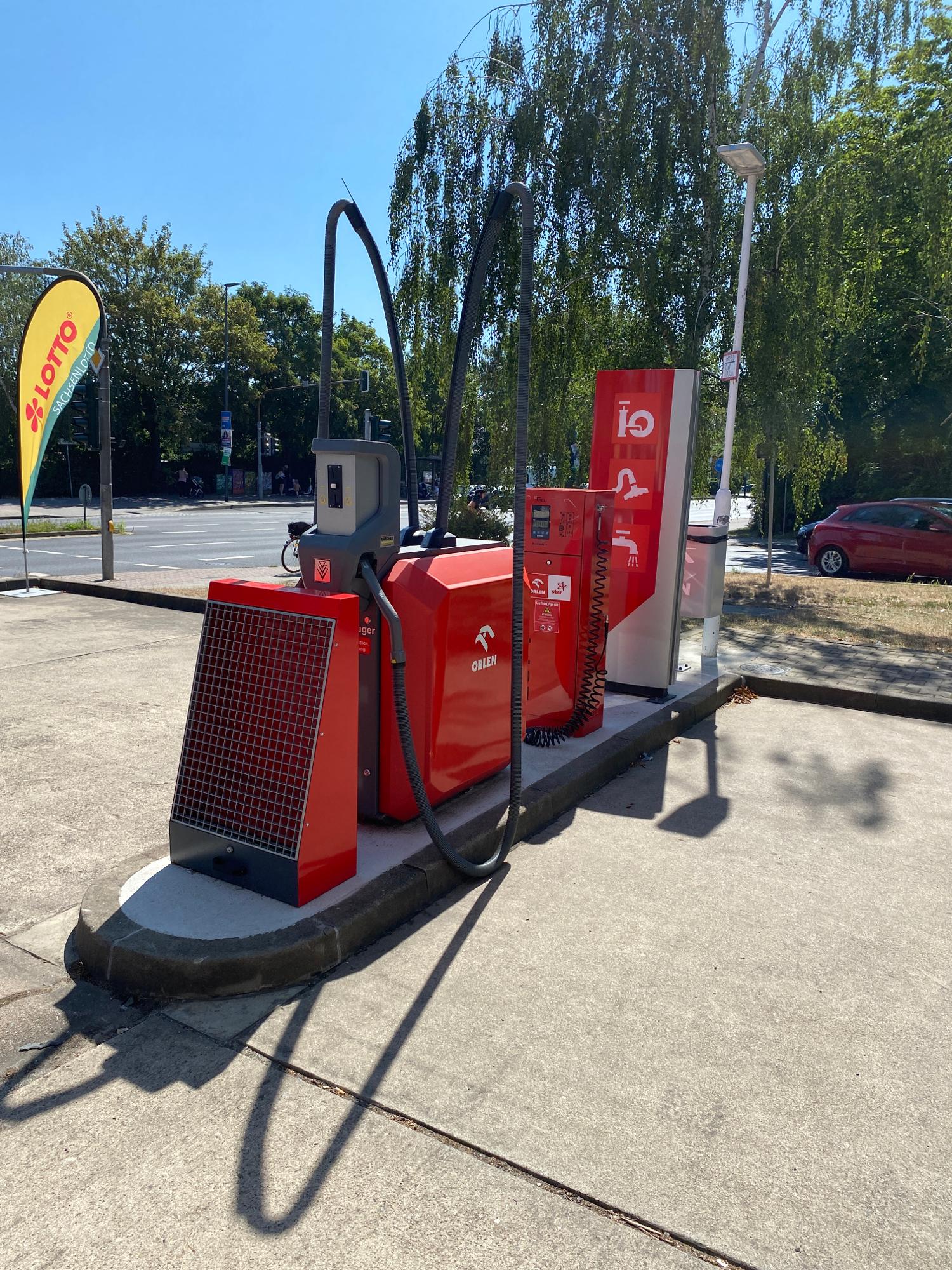 Bild 4 ORLEN Tankstelle in Dresden