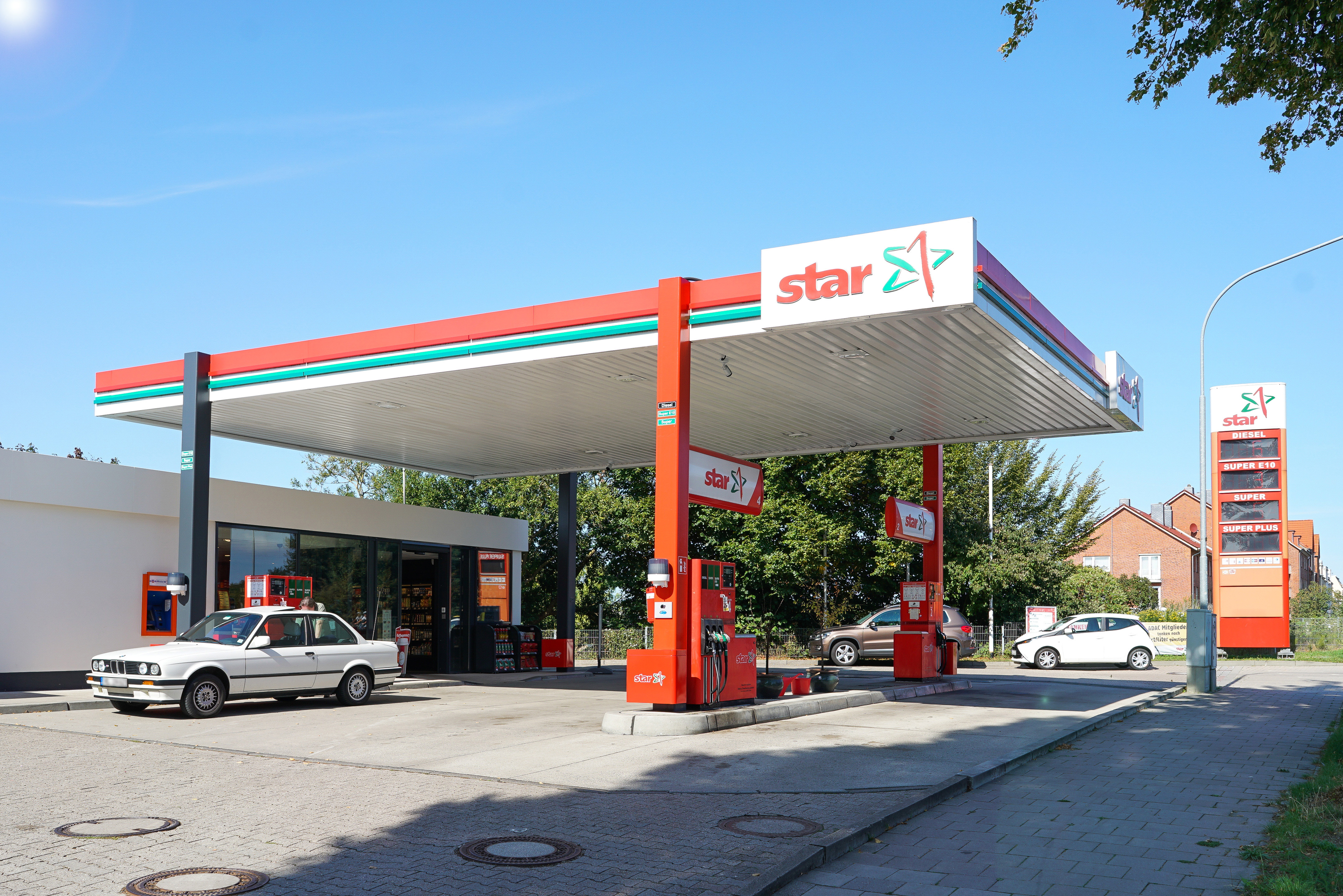 Bild 1 star Tankstelle in Lübeck