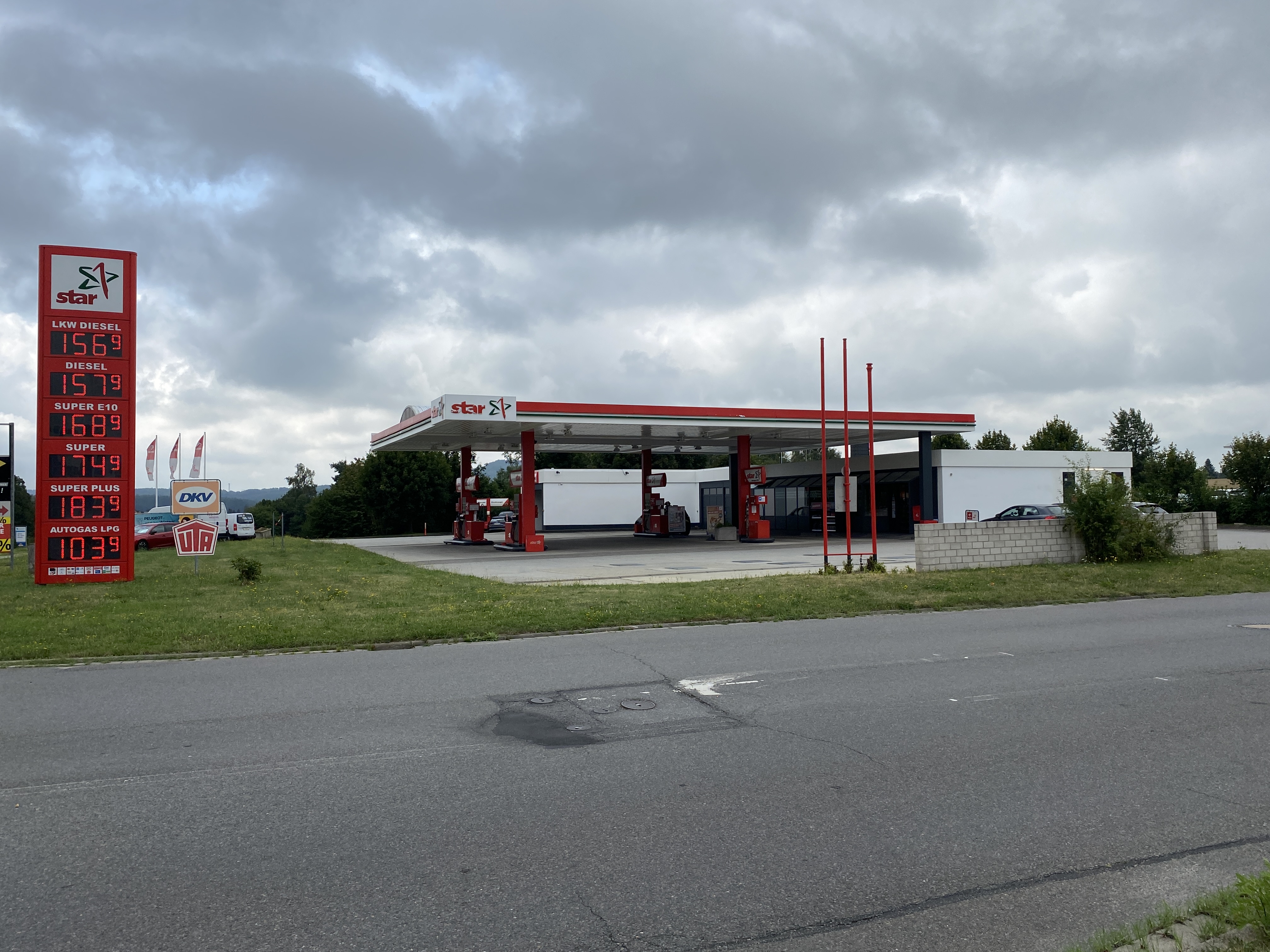 Bild 2 star Tankstelle in Bischofswerda