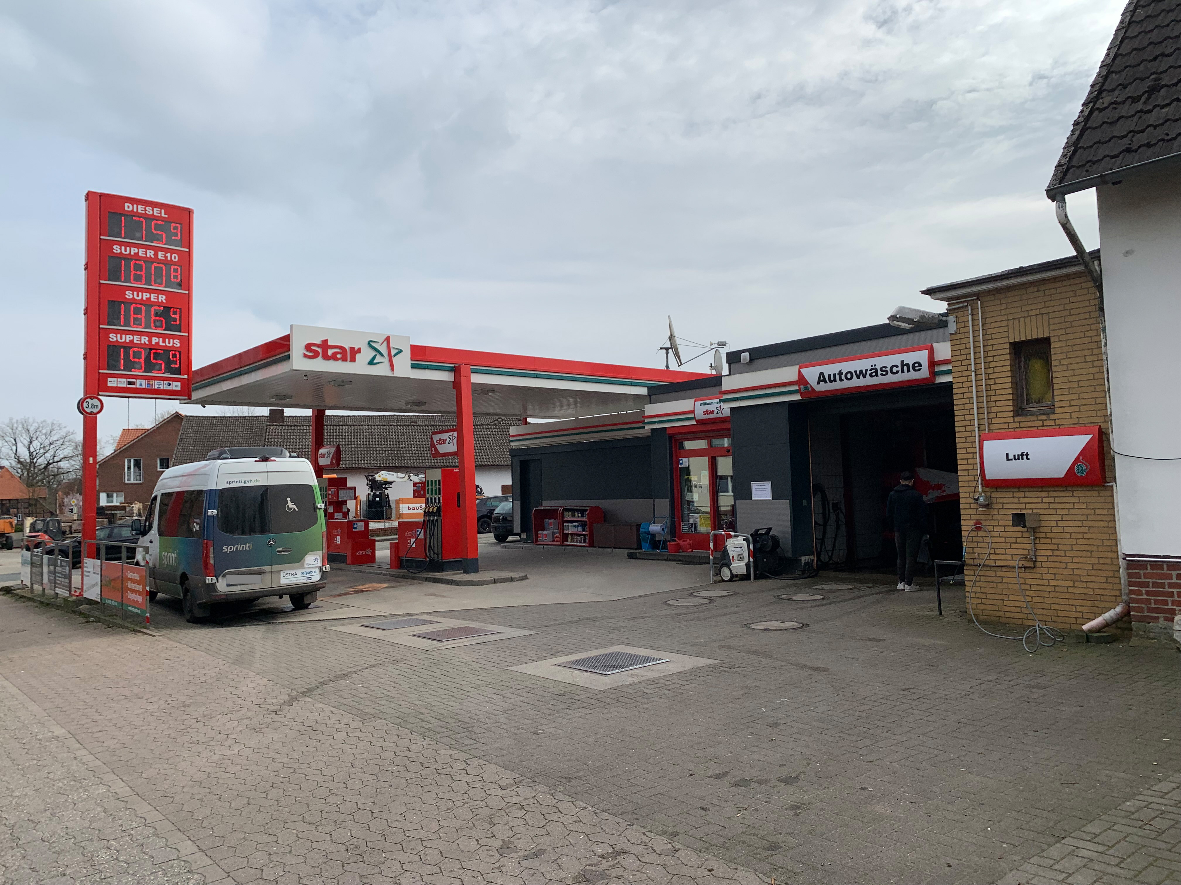 Bild 2 star Tankstelle in Wedemark