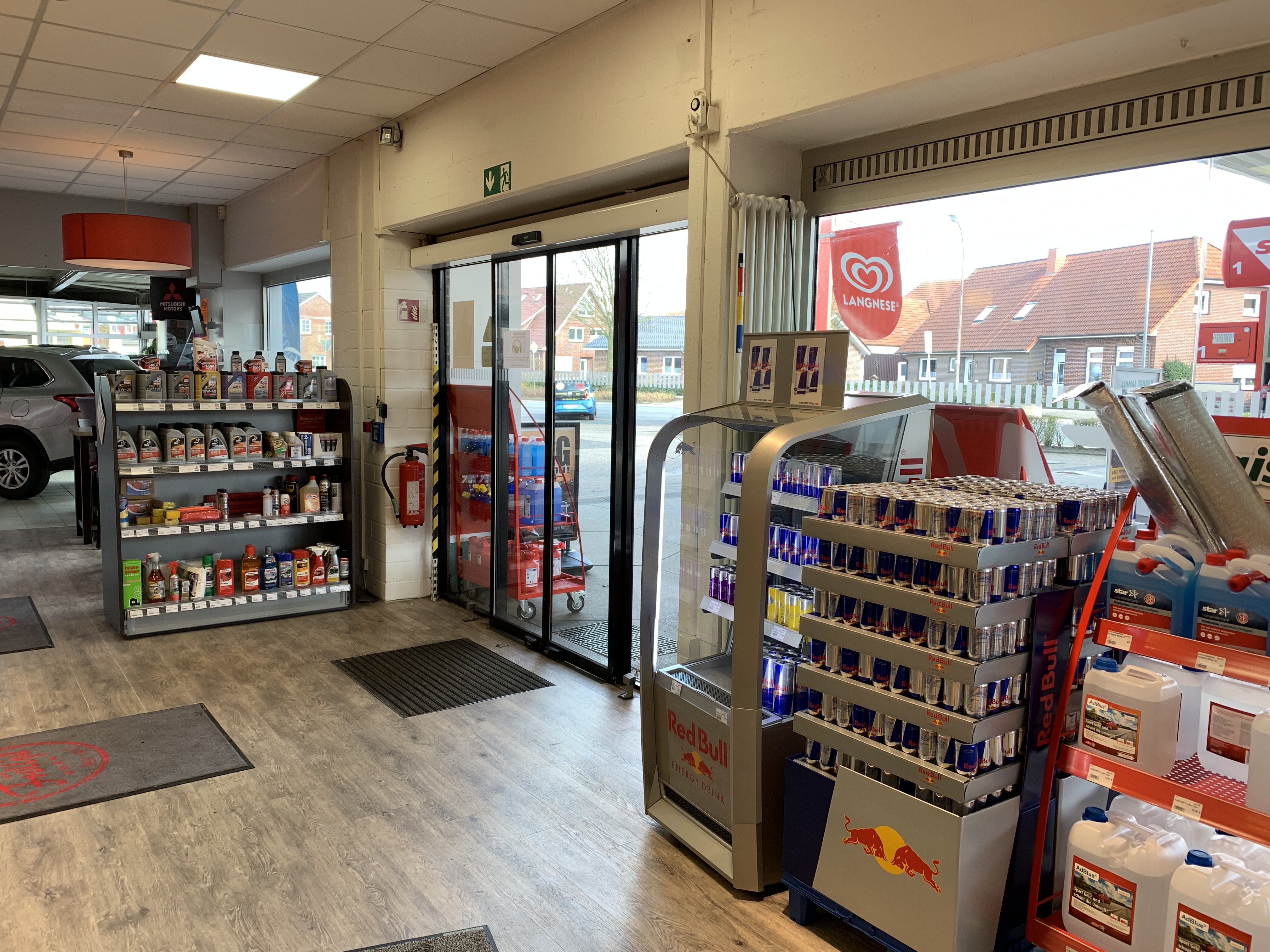 Bild 11 star Tankstelle in Zetel