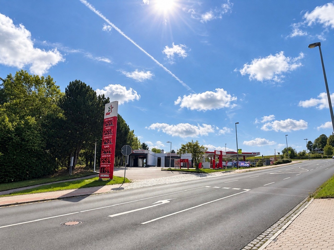 Bild 2 star Tankstelle in Schleiz