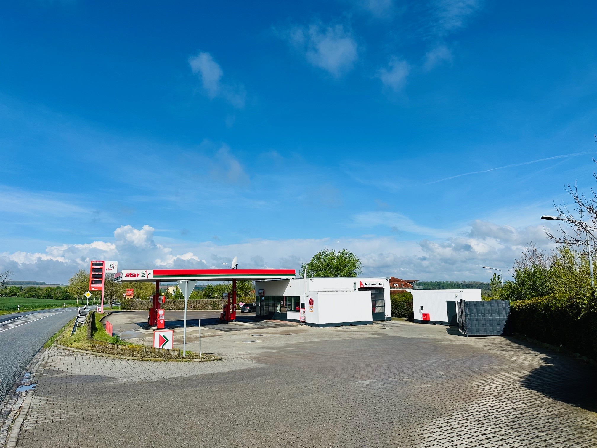 Bild 1 star Tankstelle in Nebra