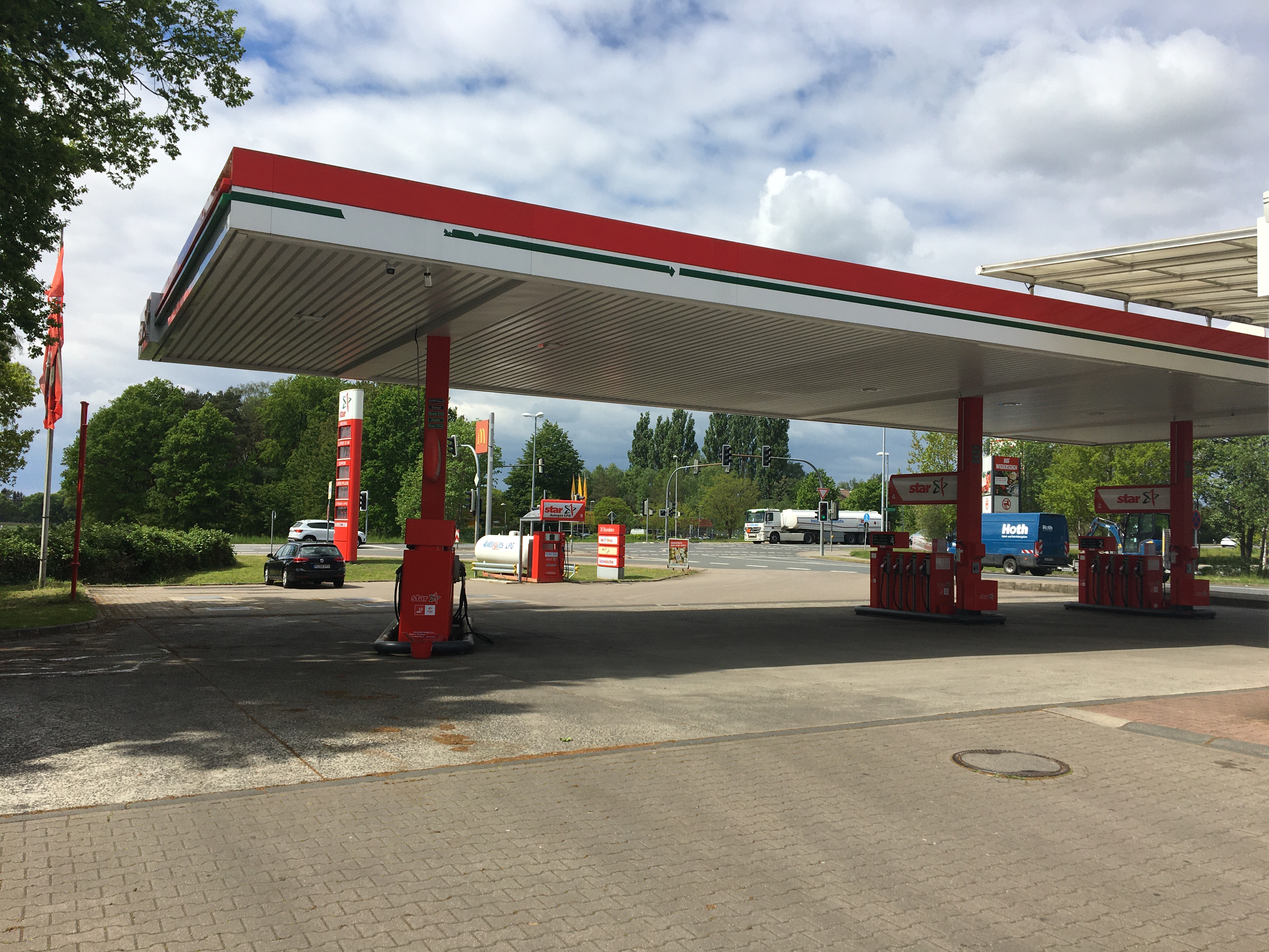 Bild 1 star Tankstelle in Bergen