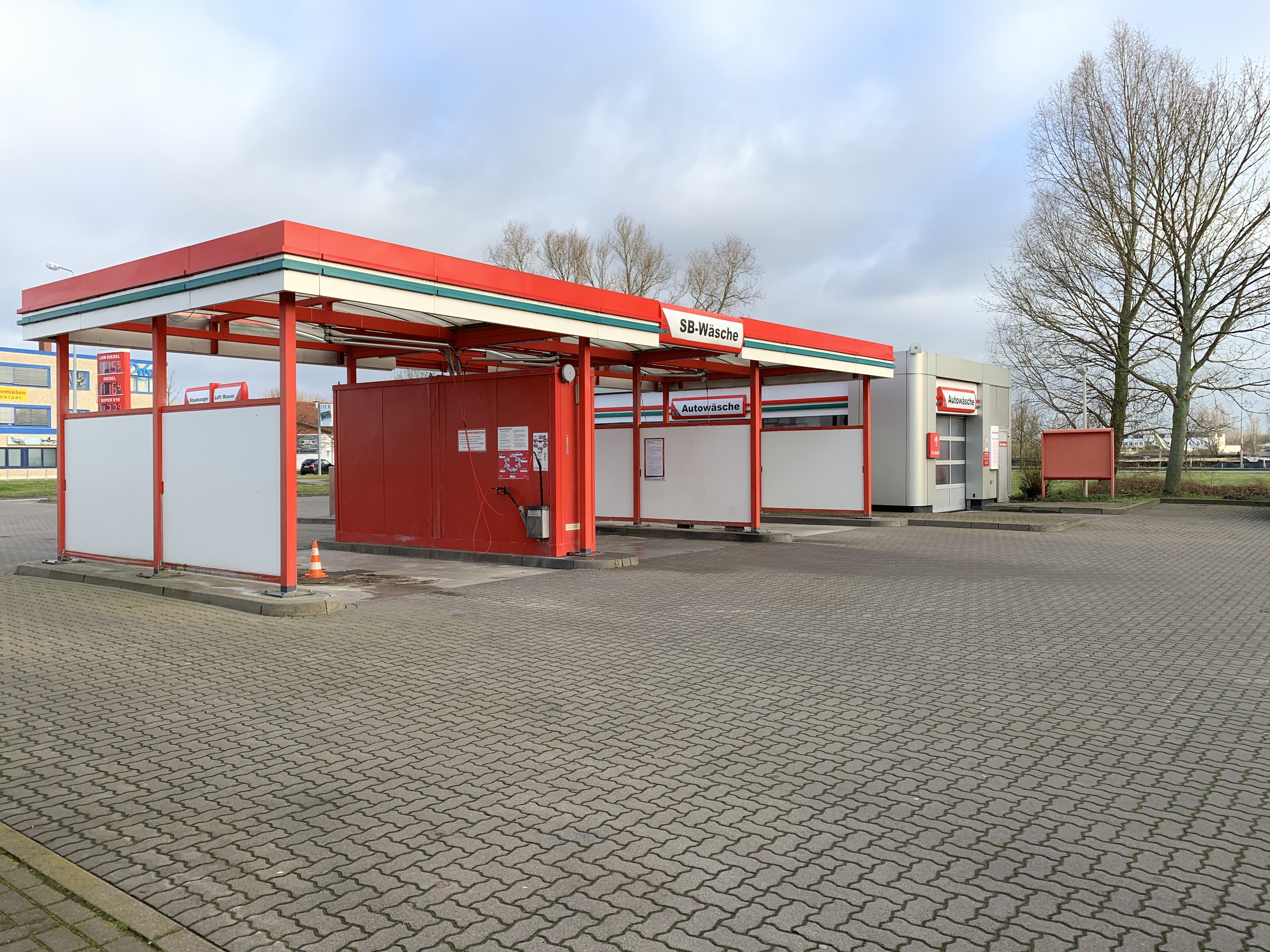 Bild 4 ORLEN Tankstelle in Rostock