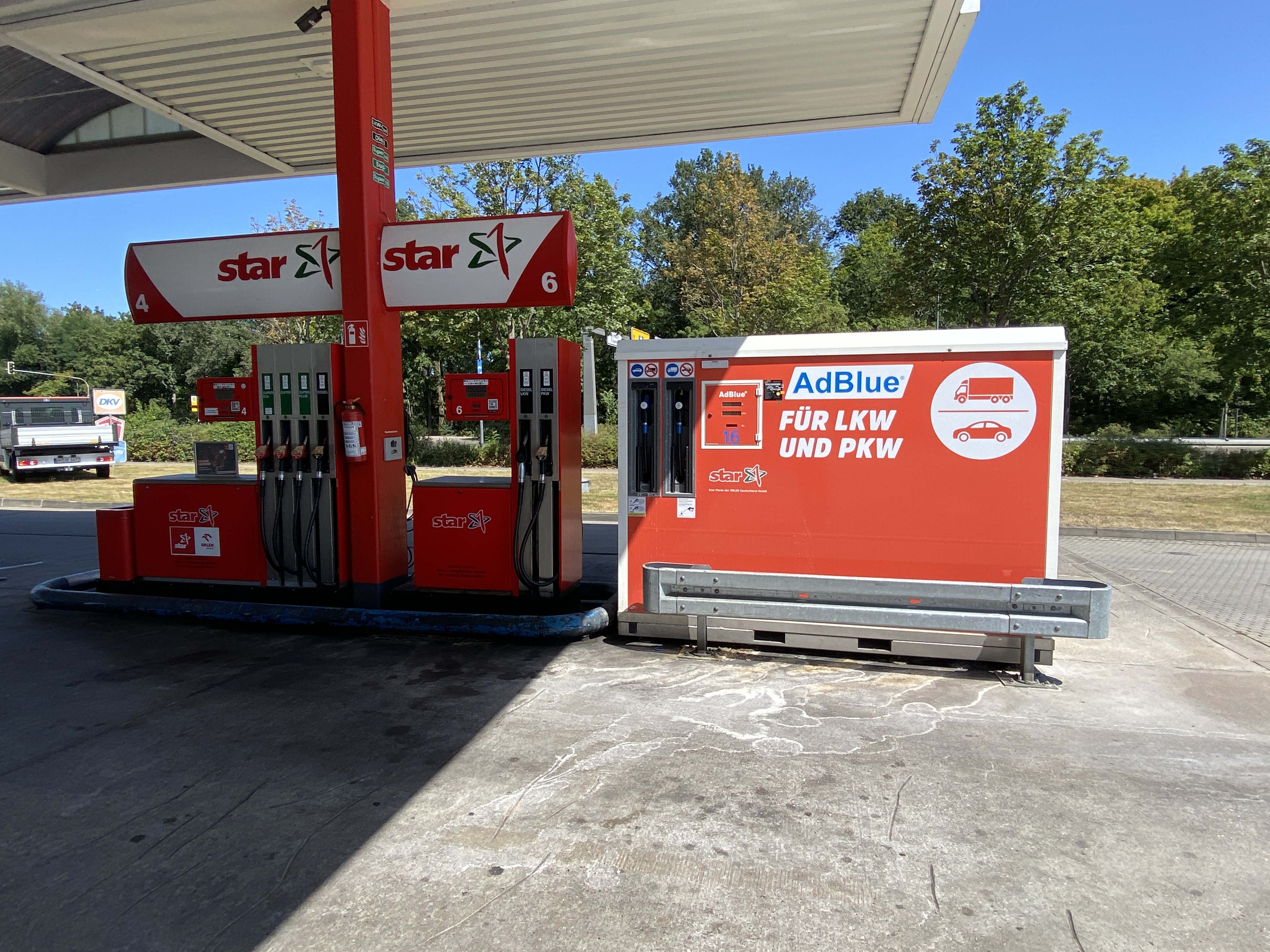 Bild 8 star Tankstelle in Dresden