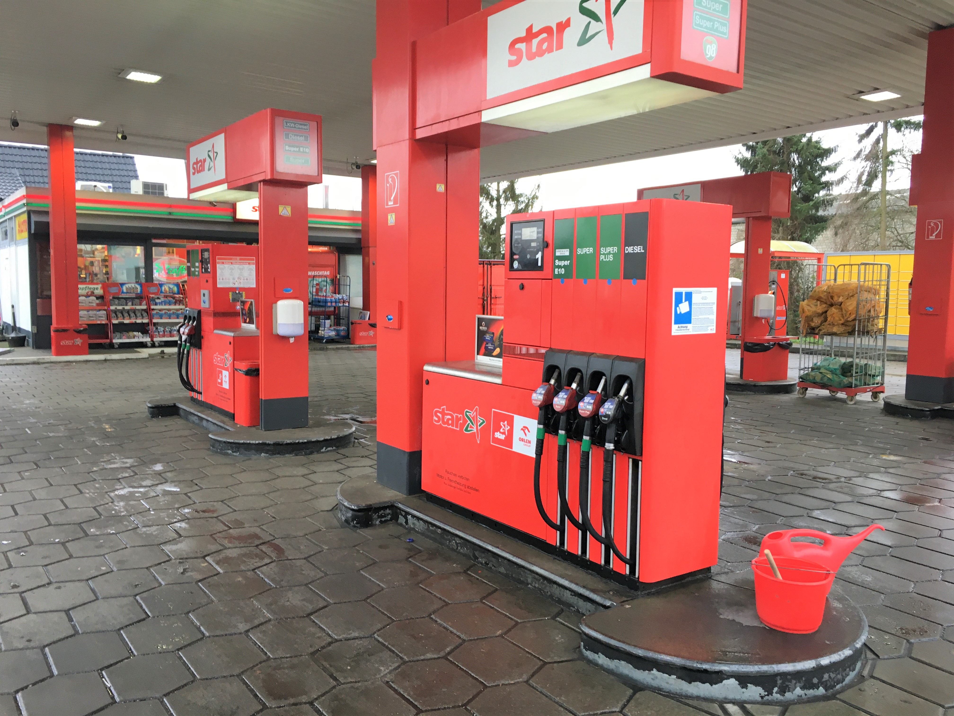 Bild 2 star Tankstelle in Hamburg