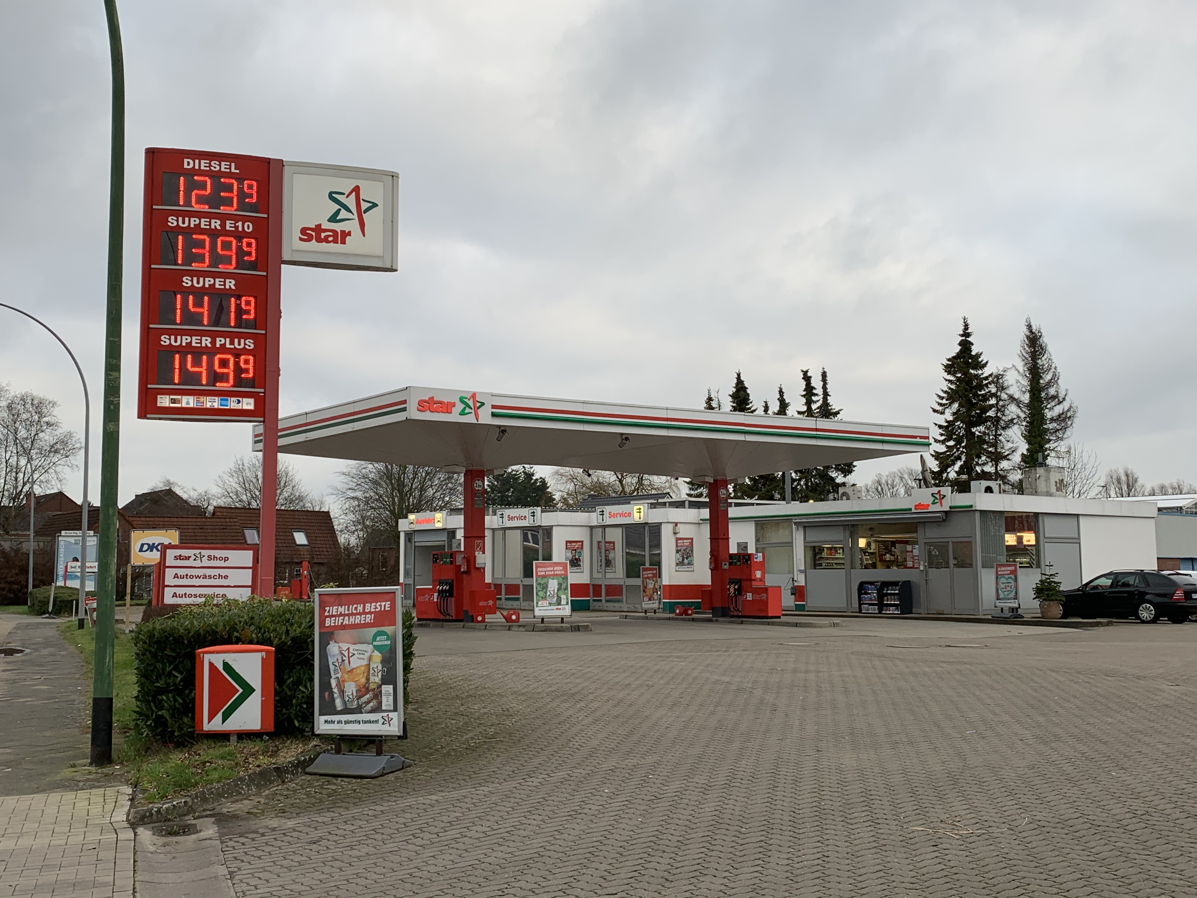 Bild 1 star Tankstelle in Stade