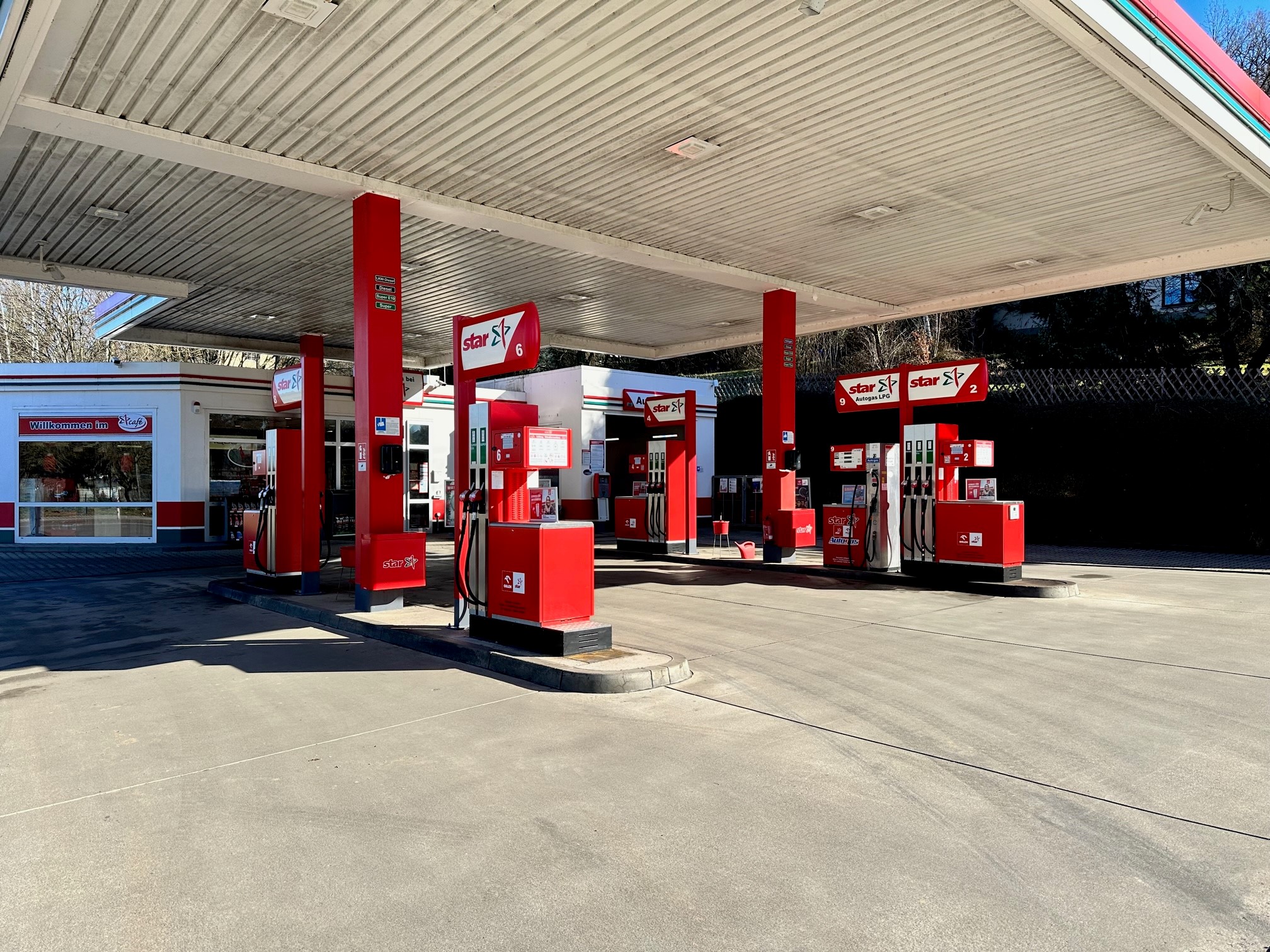 Bild 2 star Tankstelle in Gößnitz