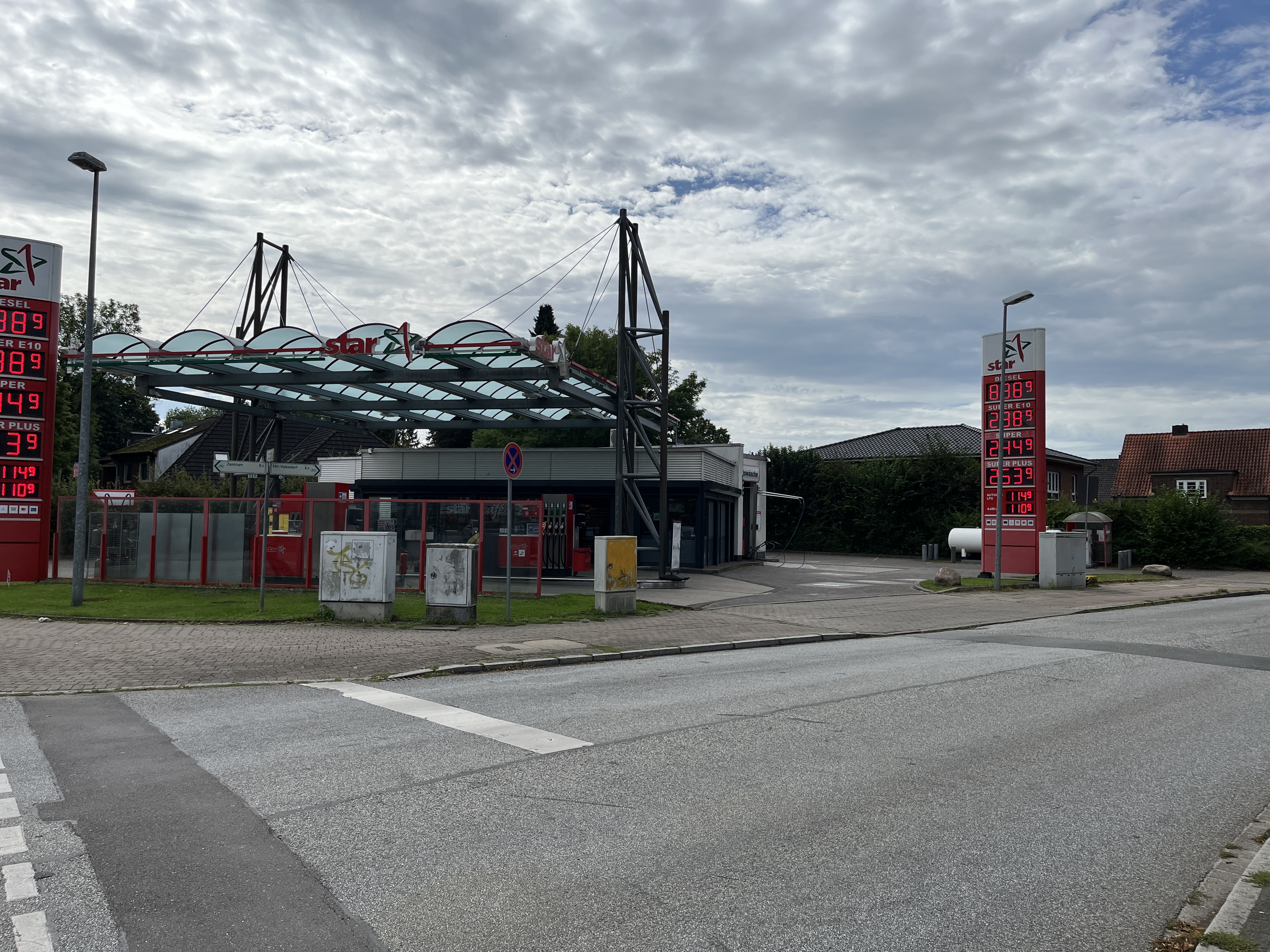 Kundenbild groß 1 star Tankstelle