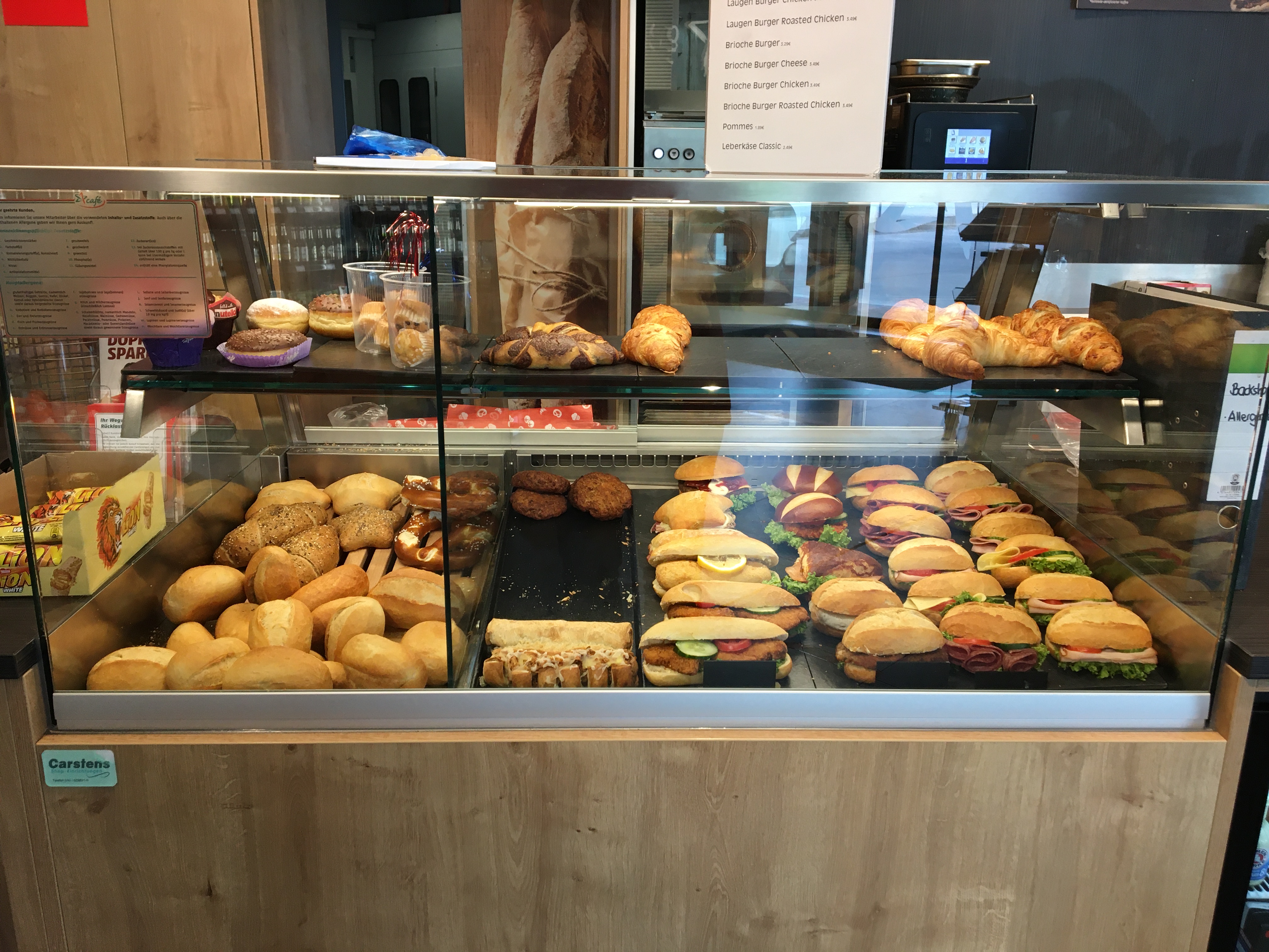 Bild 10 star Tankstelle in Bergen