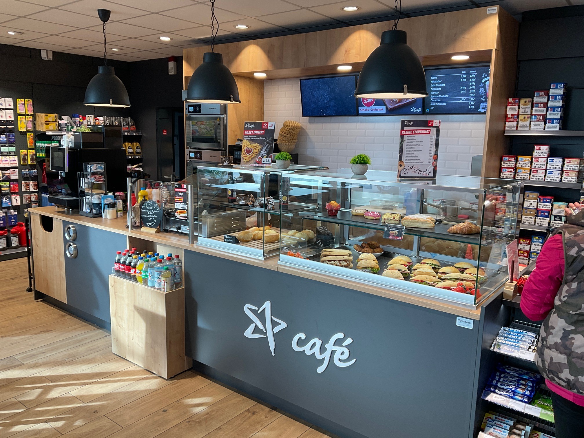 Bild 9 star Tankstelle in Zerbst