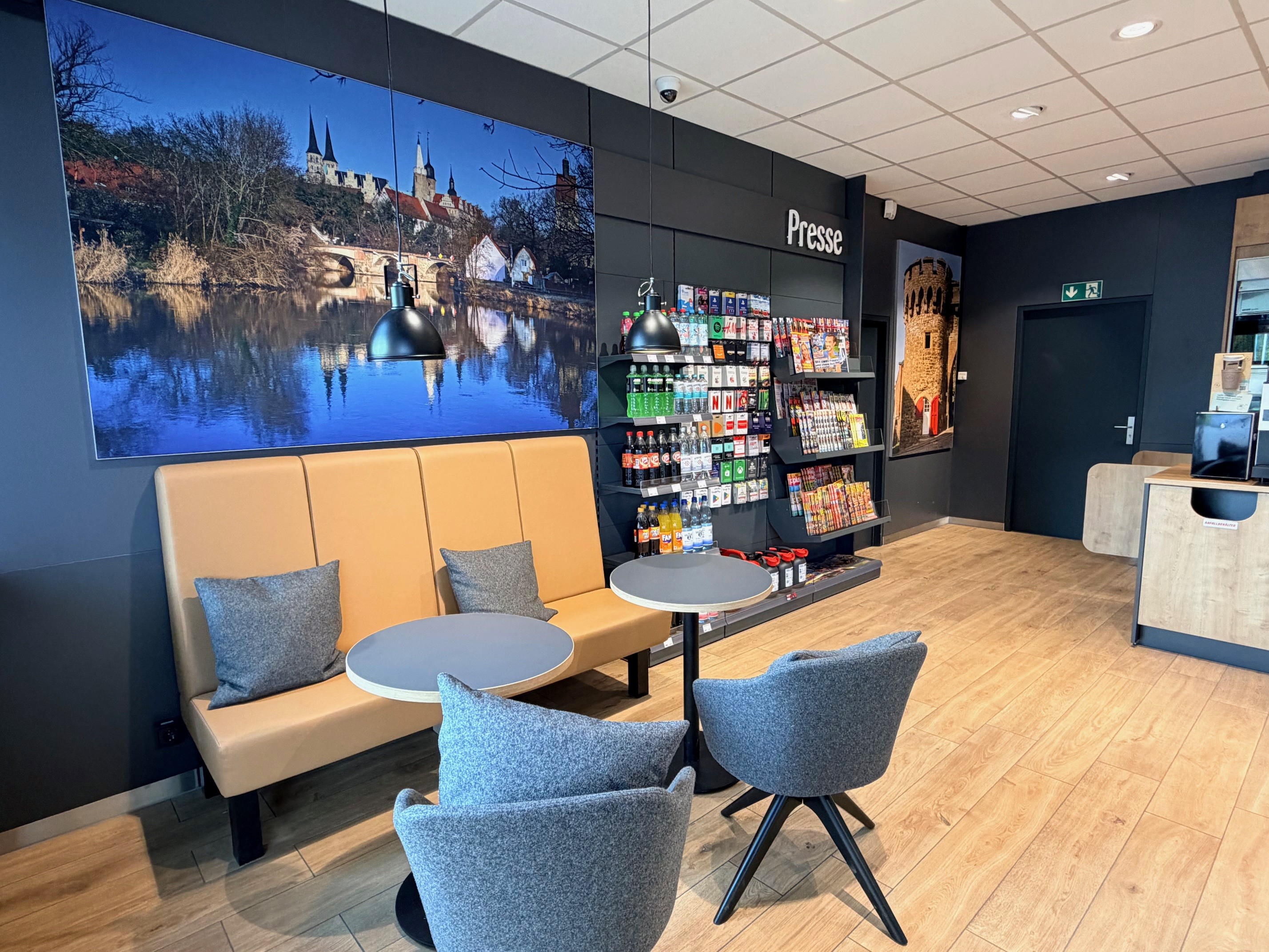 Bild 13 star Tankstelle in Merseburg