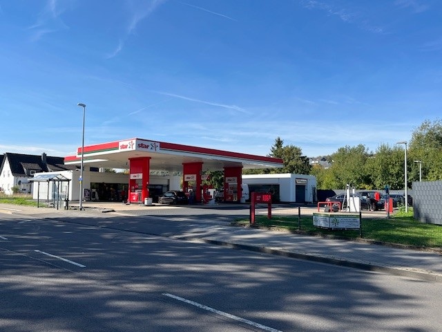 star Tankstelle - GALLERY