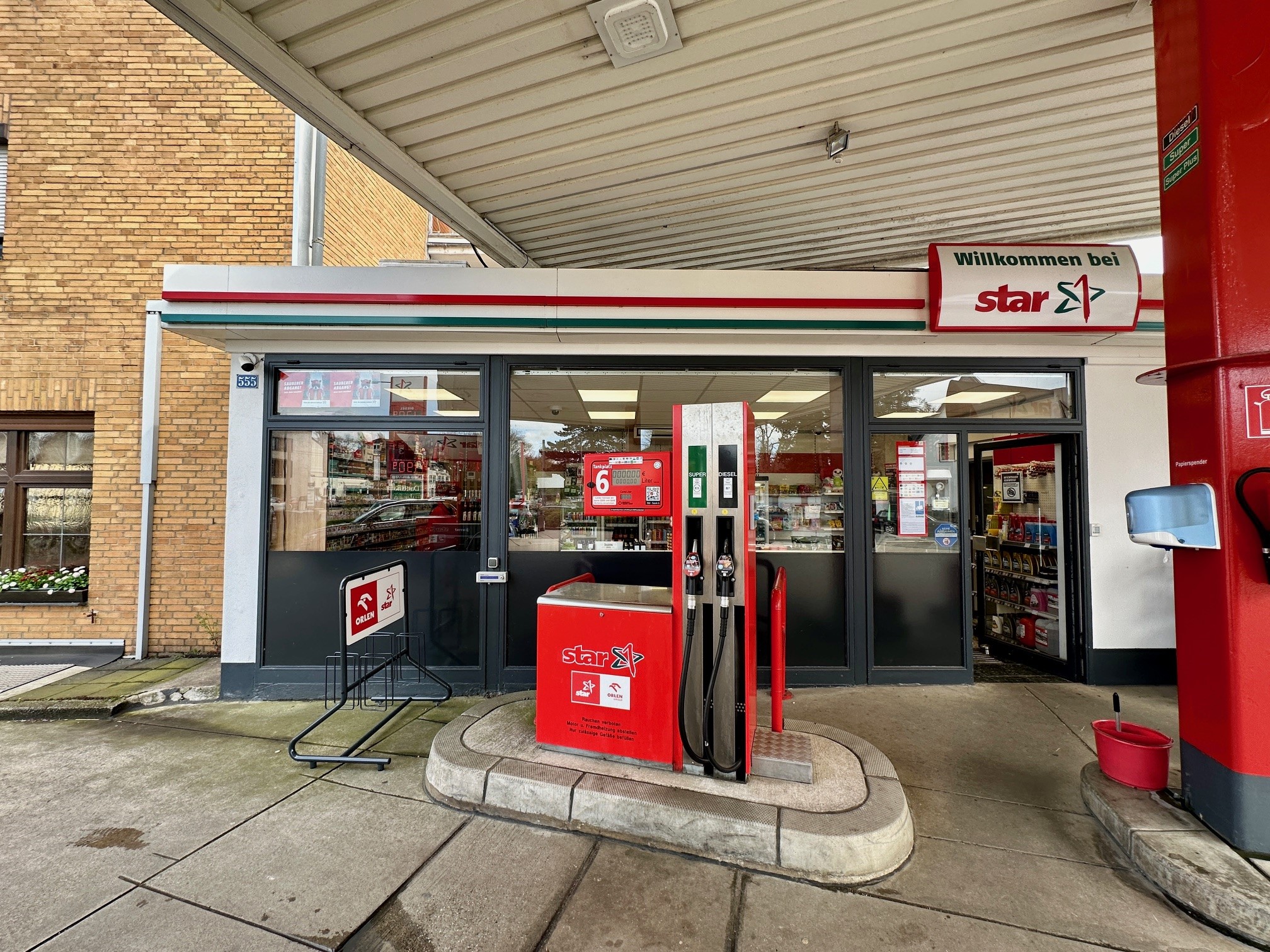 Bild 3 star Tankstelle in Krefeld