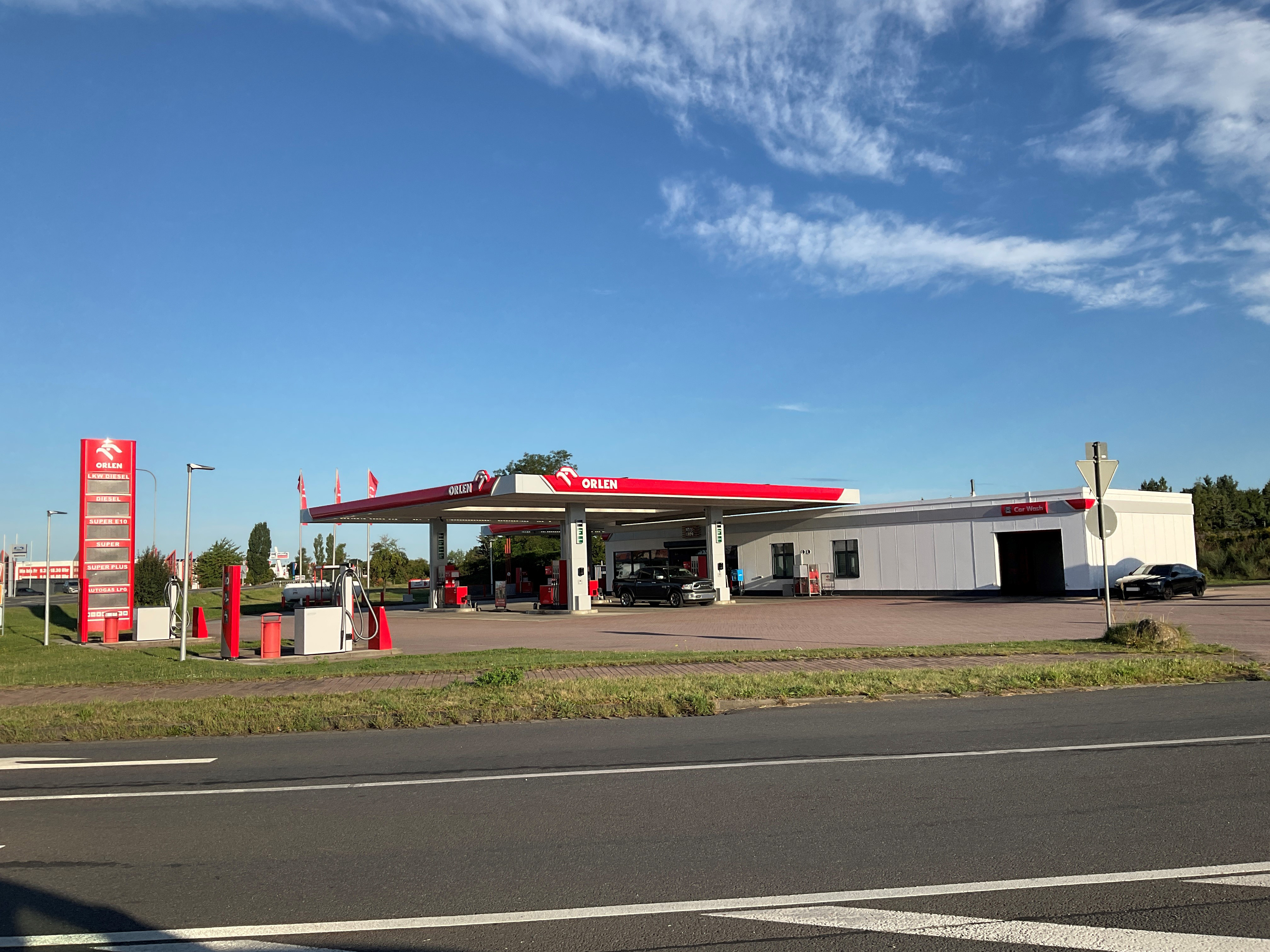 Bild 1 ORLEN Tankstelle in Großräschen