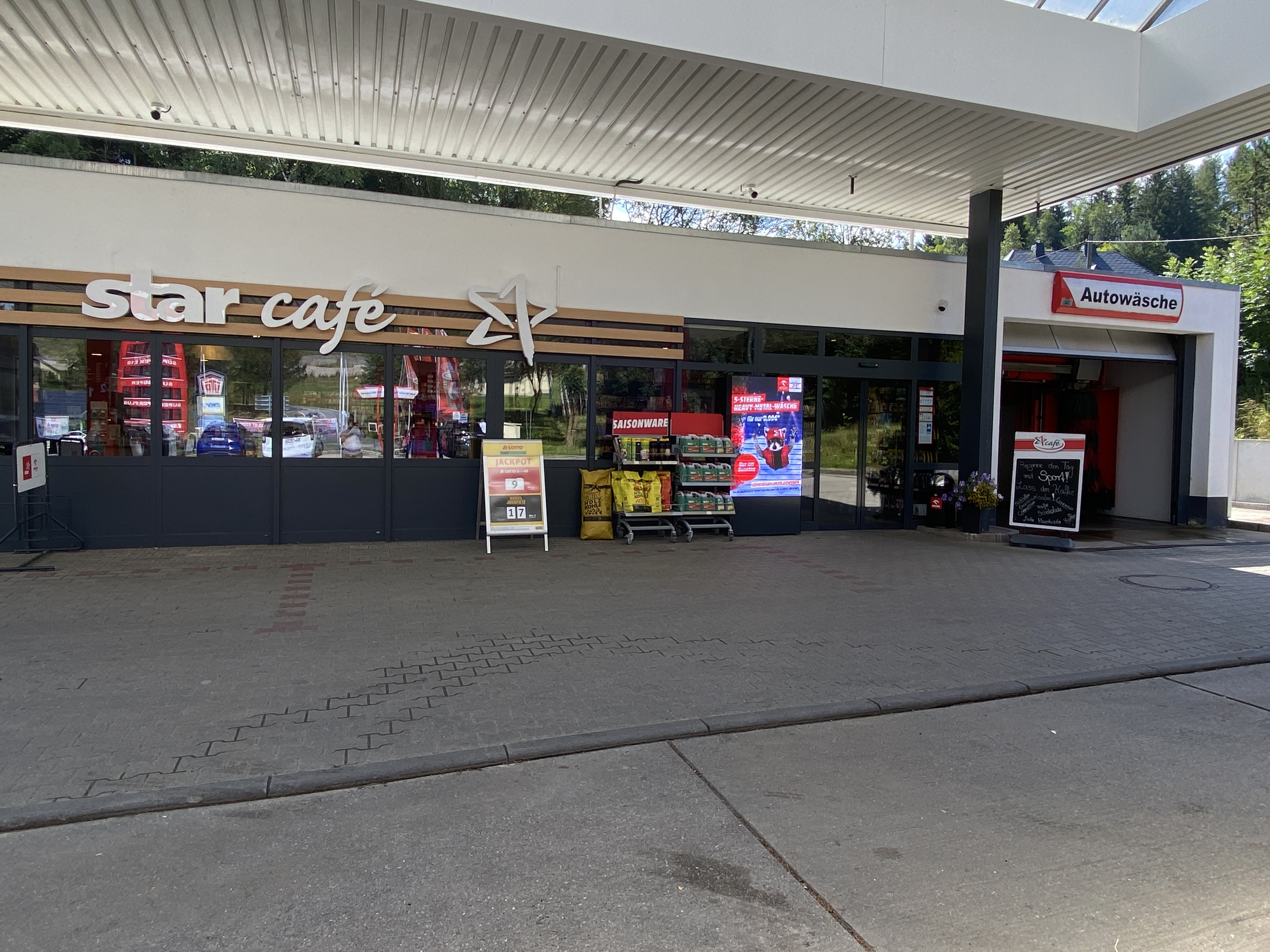 Bild 2 star Tankstelle in Johanngeorgenstadt
