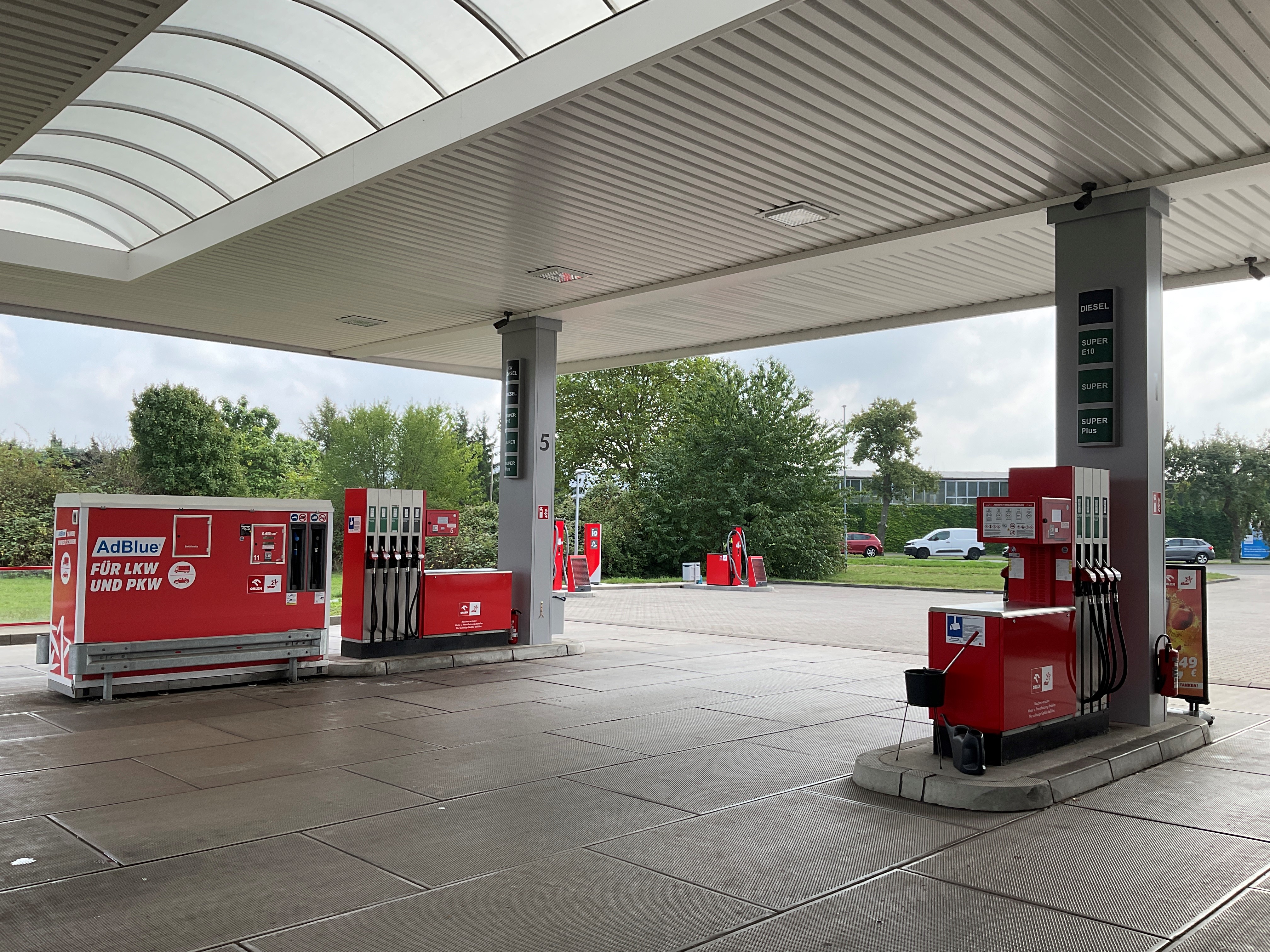 Bild 7 star Tankstelle in Dessau